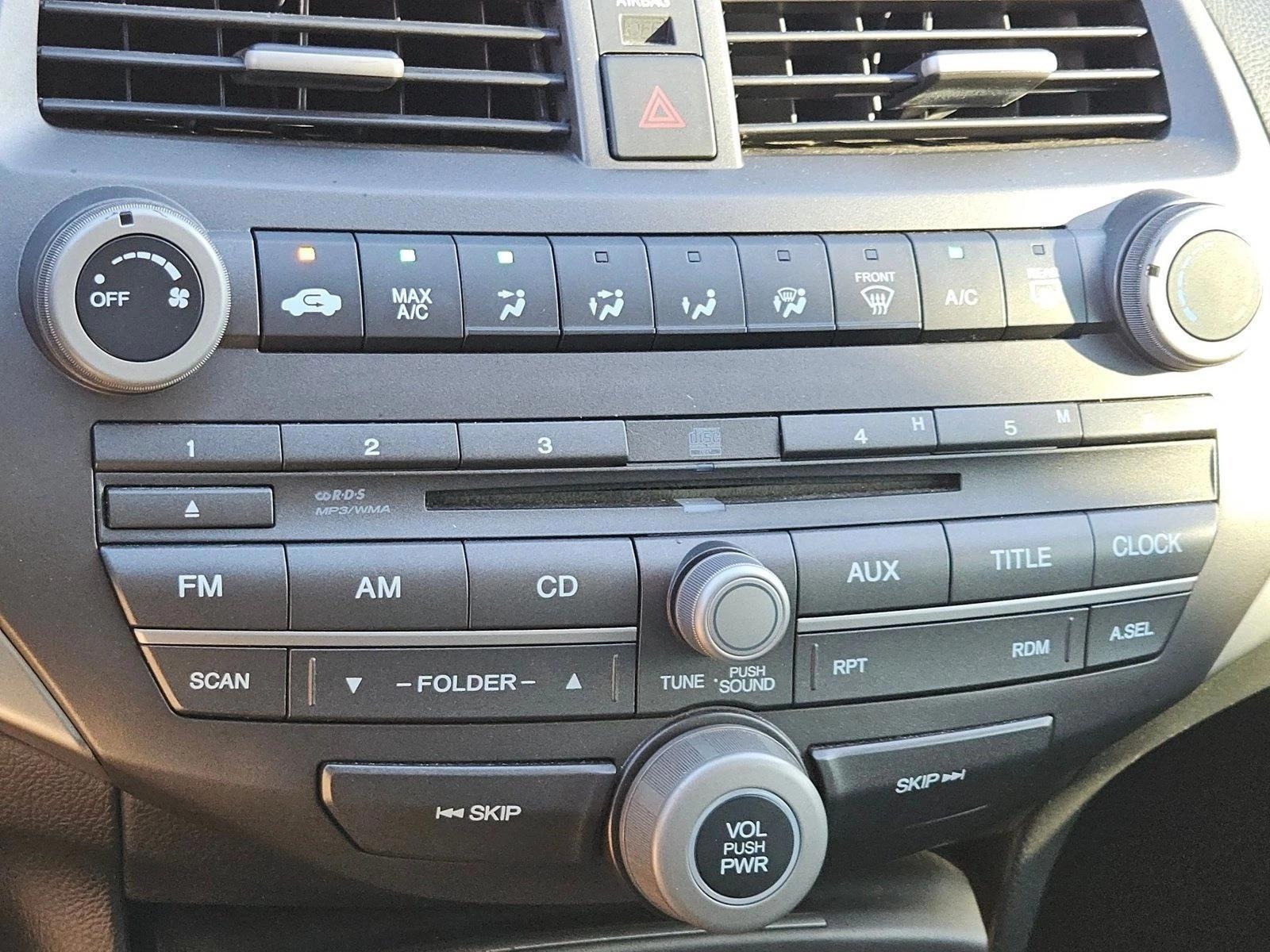 2011 Honda Accord LX-P - Photo 10