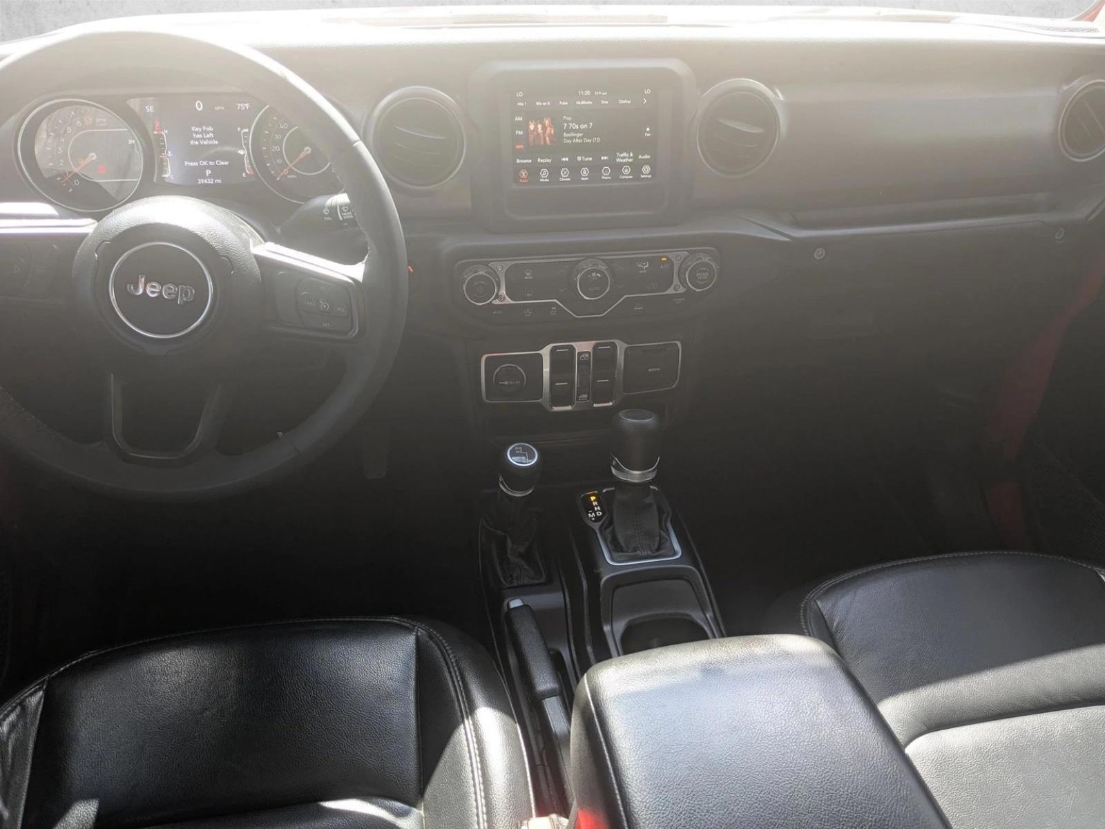 Thumbnail: 2023 Jeep Gladiator - 3