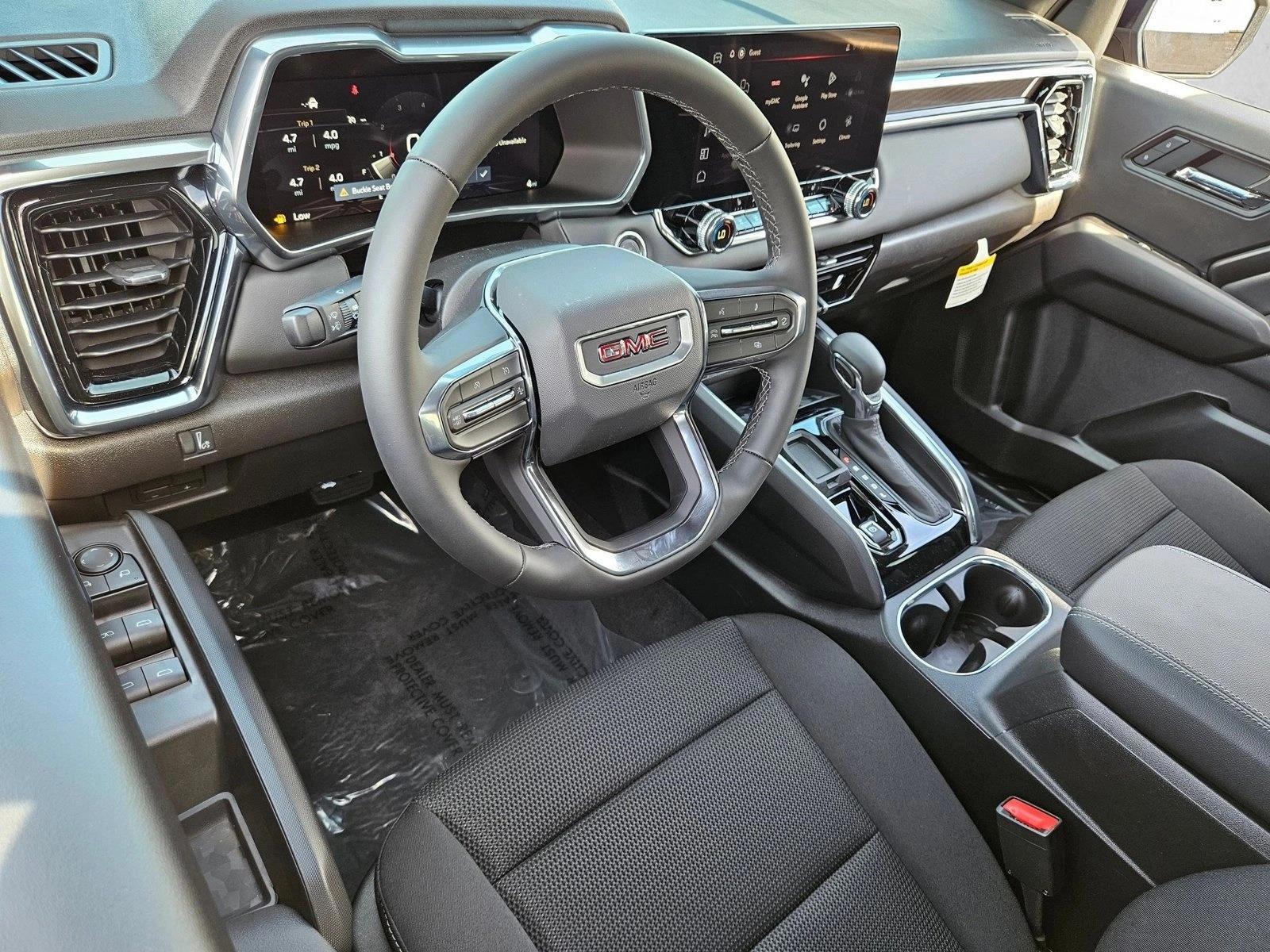 Thumbnail: 2026 GMC Canyon - 3