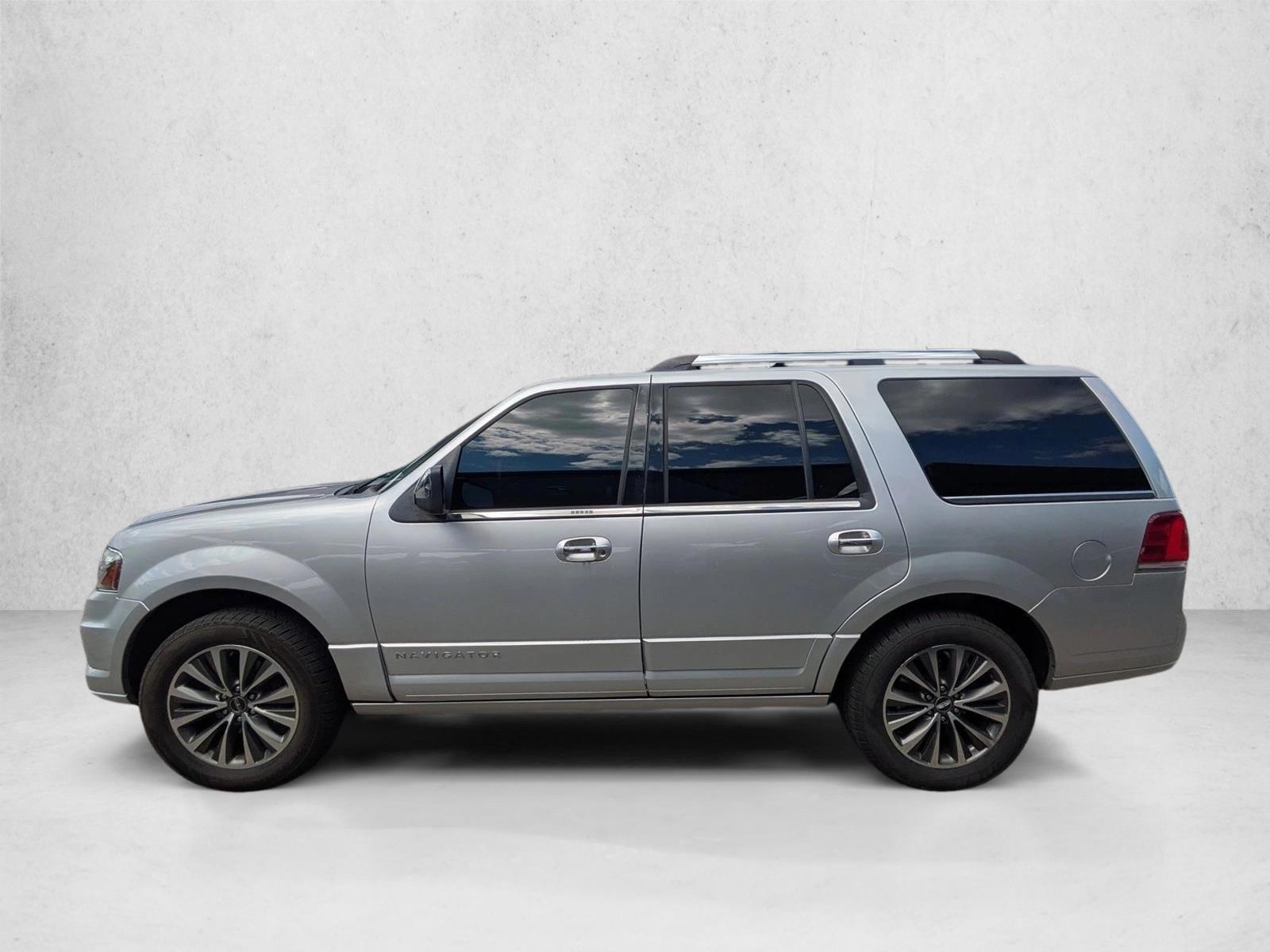Thumbnail: 2016 Lincoln Navigator - 2