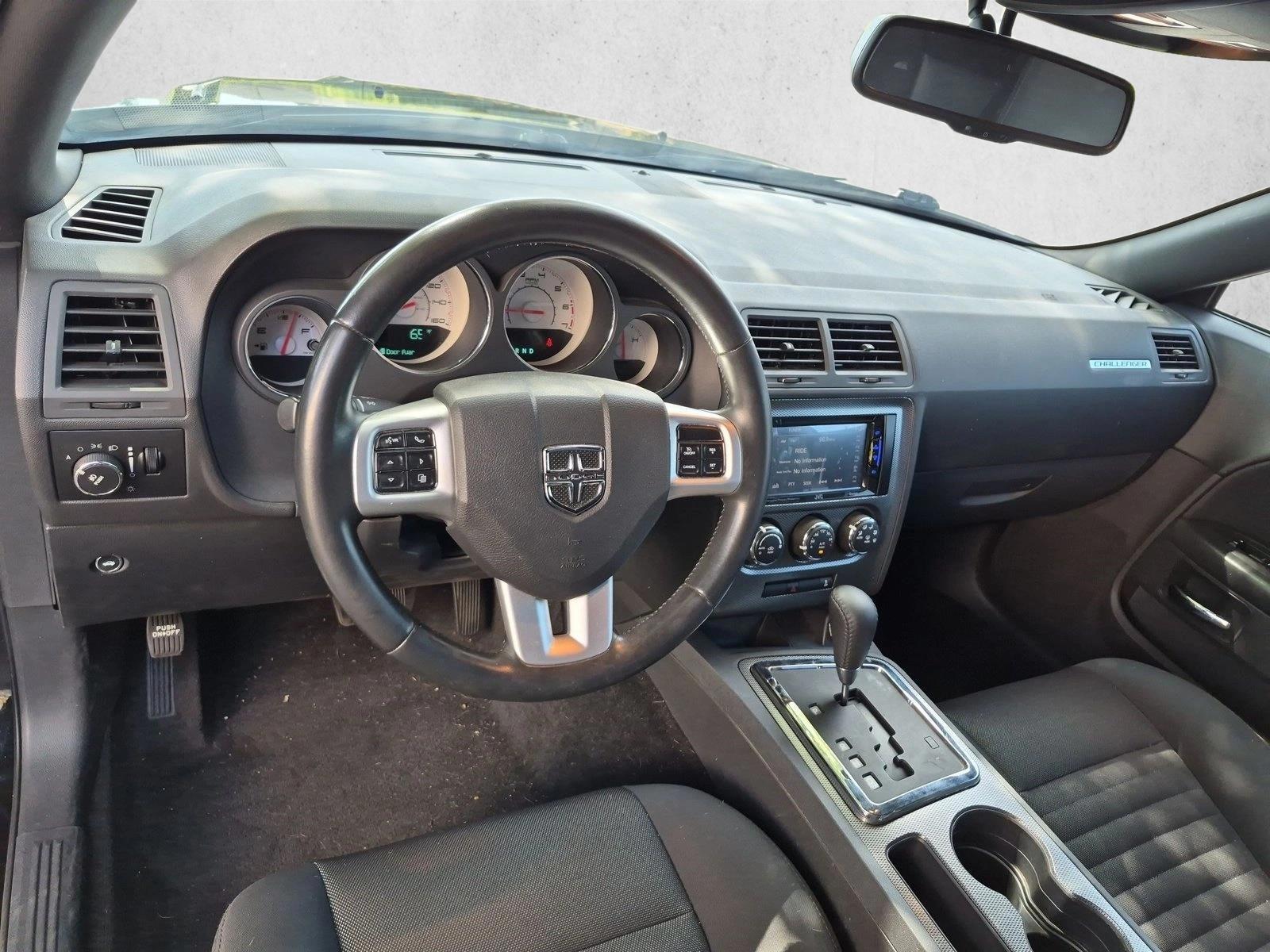 Thumbnail: 2011 Dodge Challenger - 3