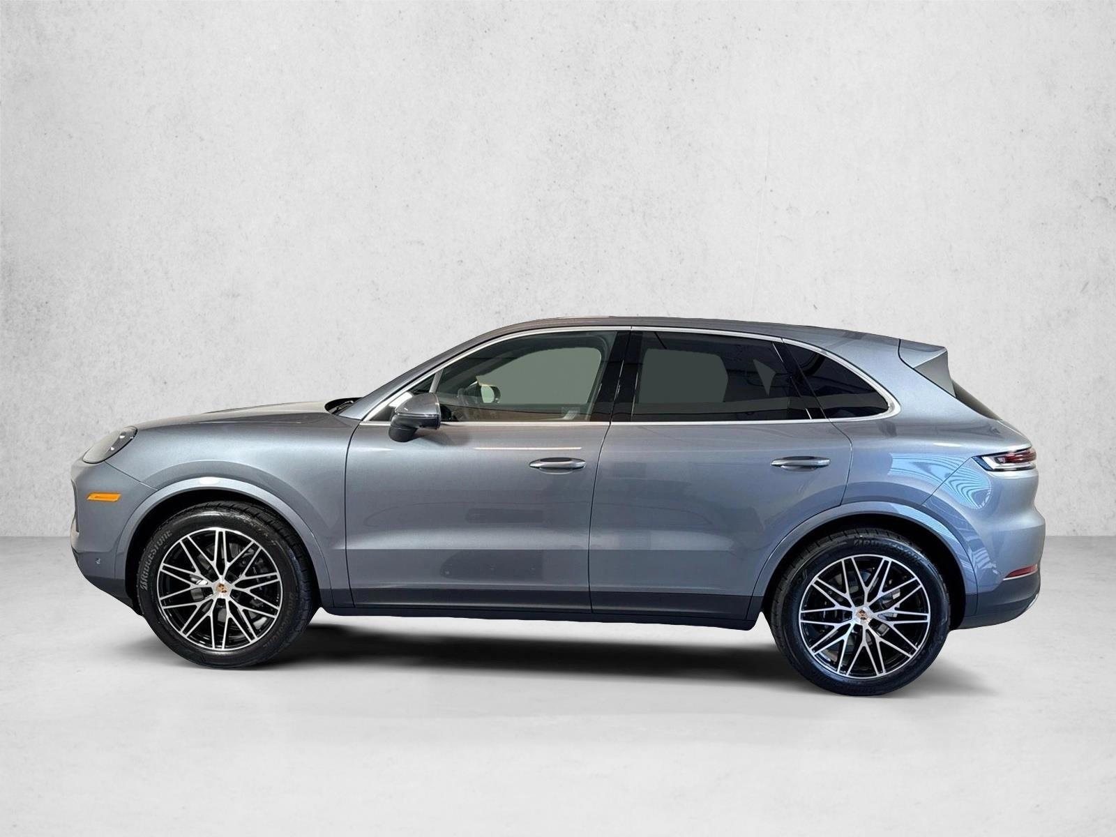 Thumbnail: 2026 Porsche Cayenne - 2
