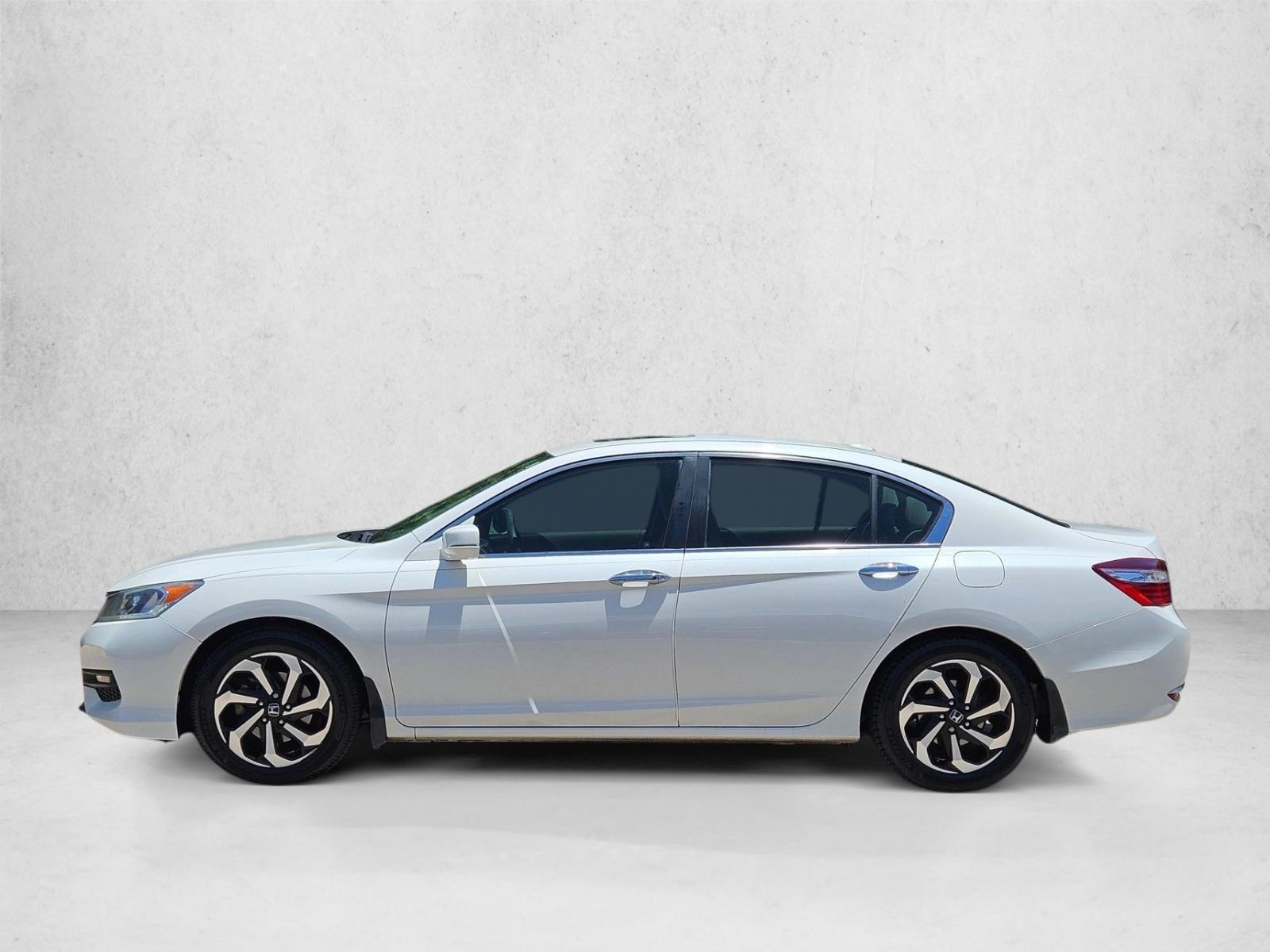 Thumbnail: 2017 Honda Accord - 2