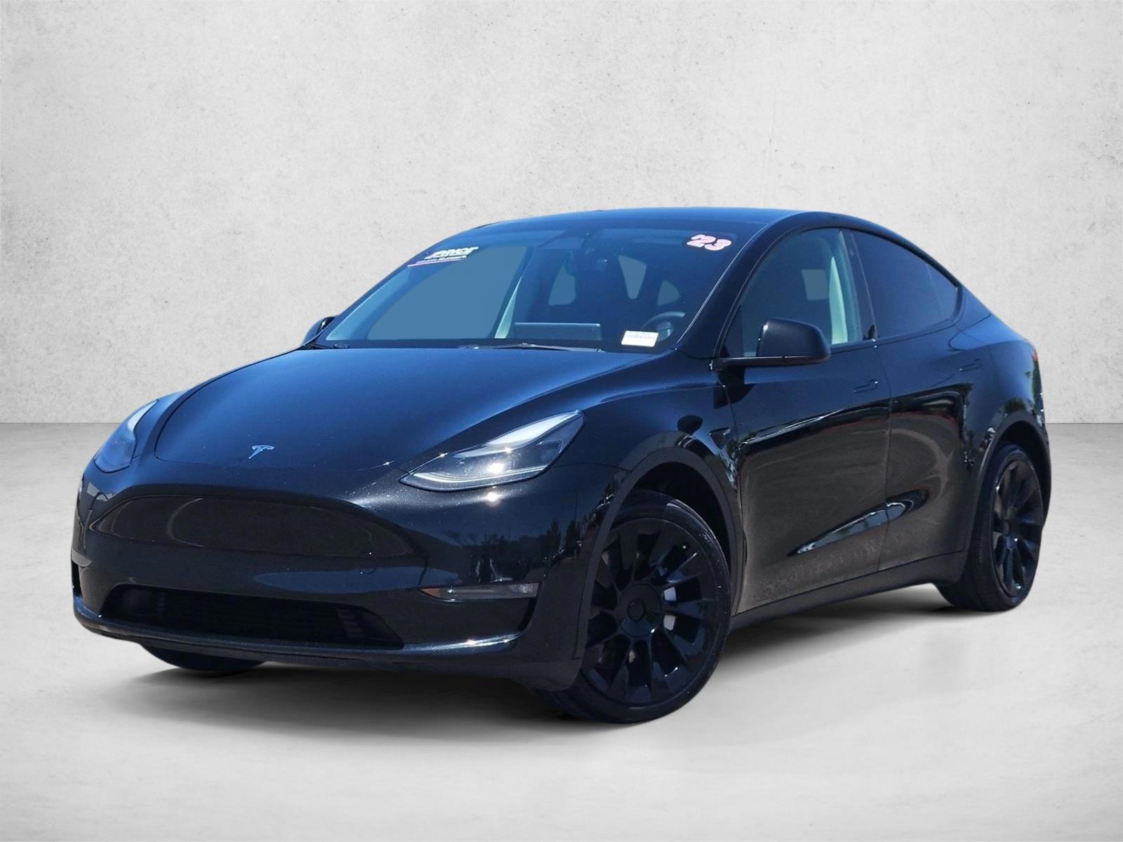 Thumbnail: 2023 Tesla Model Y - 1