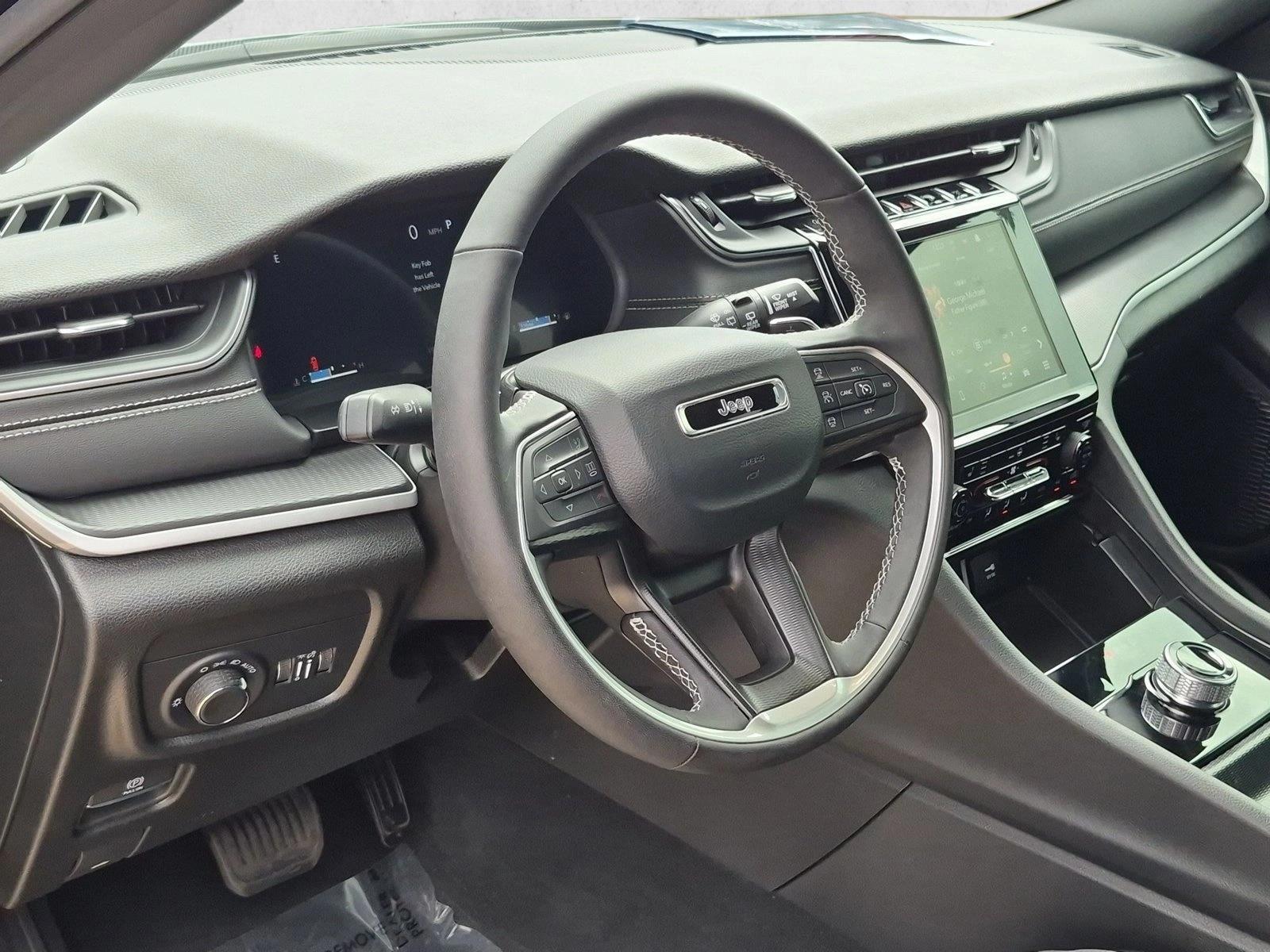 Thumbnail: 2025 Jeep Grand Cherokee L - 3