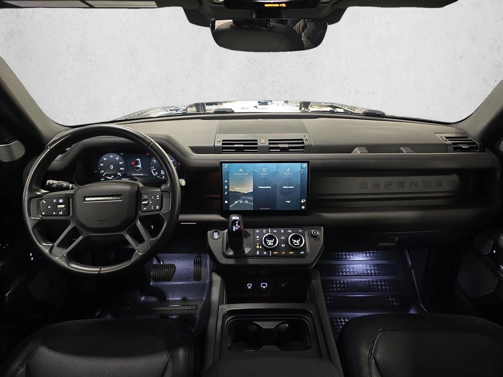 Thumbnail: 2024 Land Rover Defender - 3