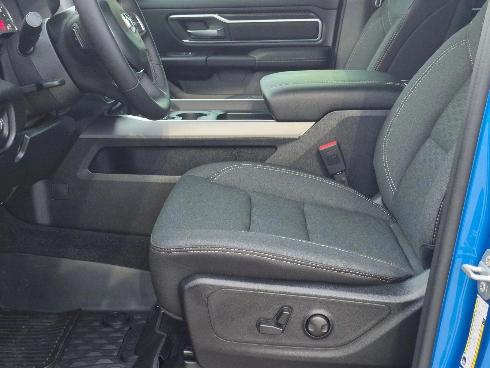 Thumbnail: 2026 RAM 1500 - 4