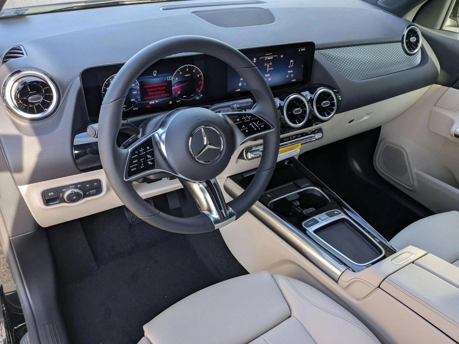 Thumbnail: 2026 Mercedes-Benz GLA - 3