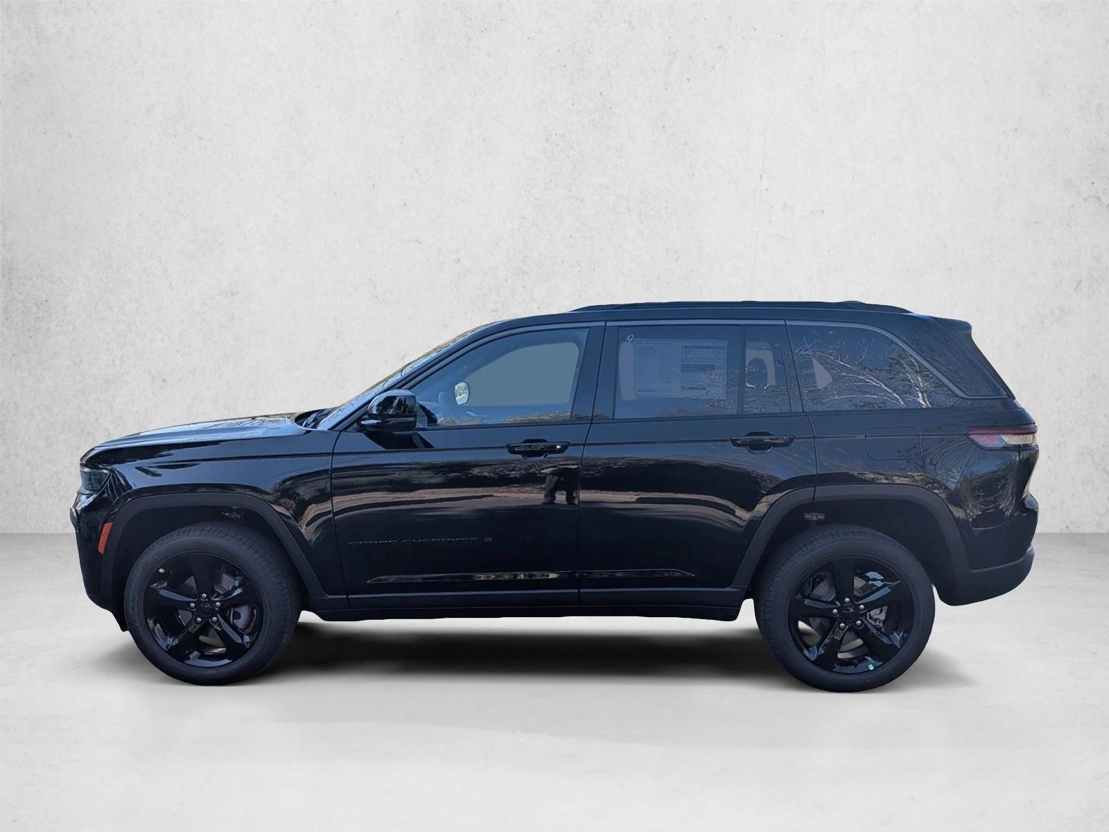 Thumbnail: 2026 Jeep Grand Cherokee - 2