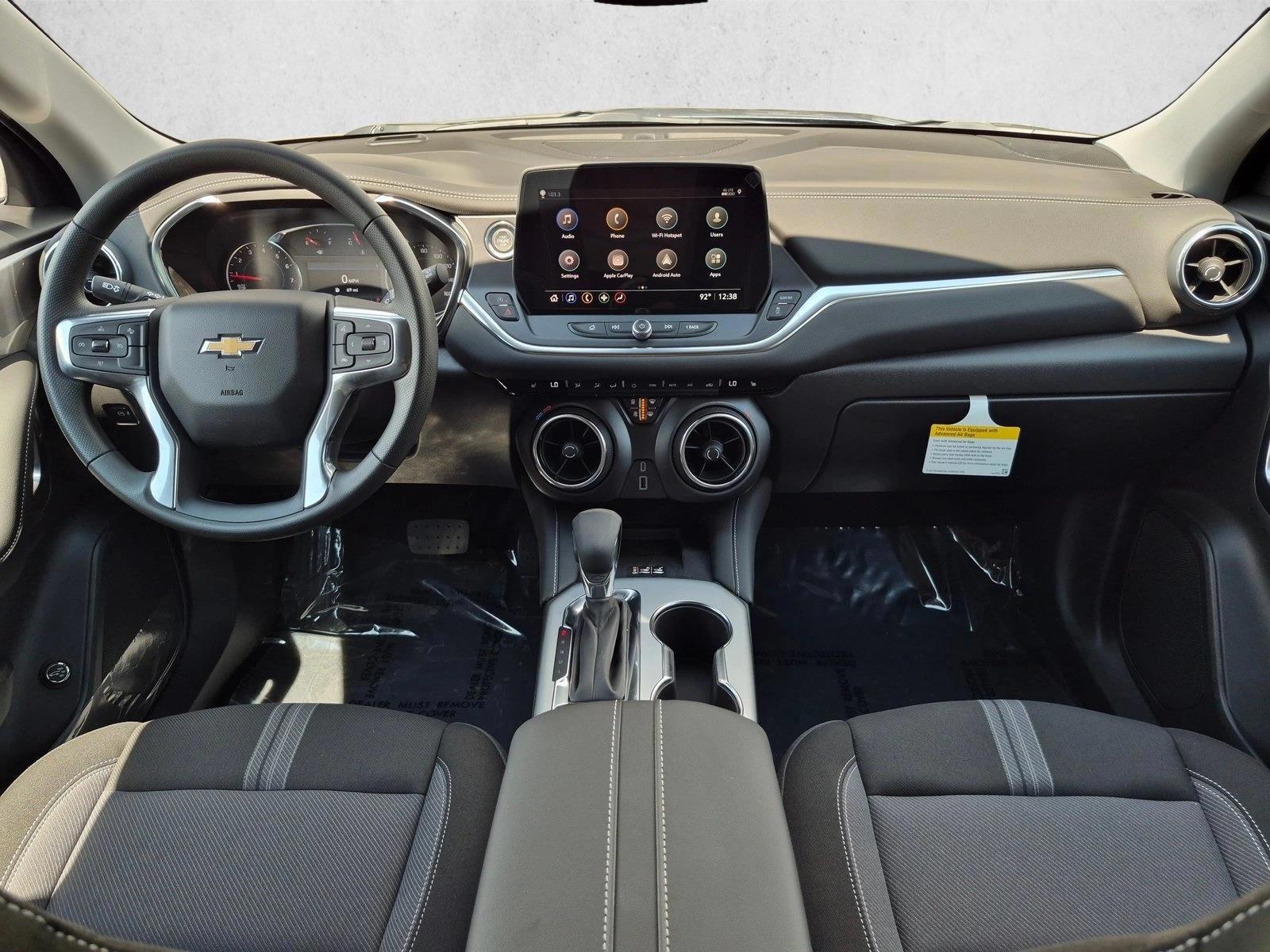 Thumbnail: 2026 Chevrolet Blazer - 3