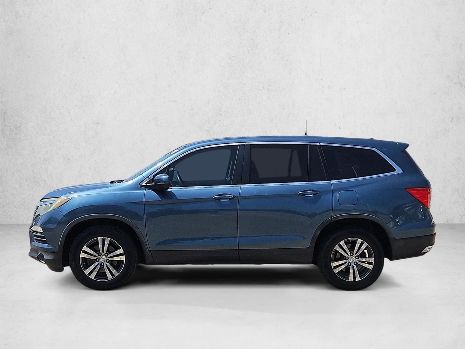 Thumbnail: 2017 Honda Pilot - 2