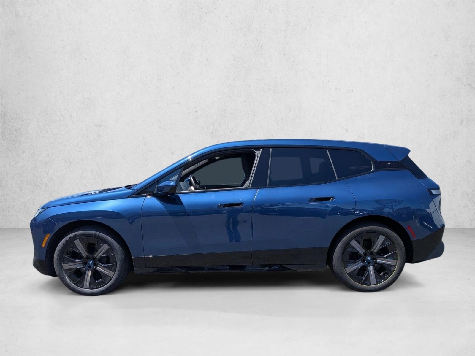 Thumbnail: 2023 BMW iX - 2