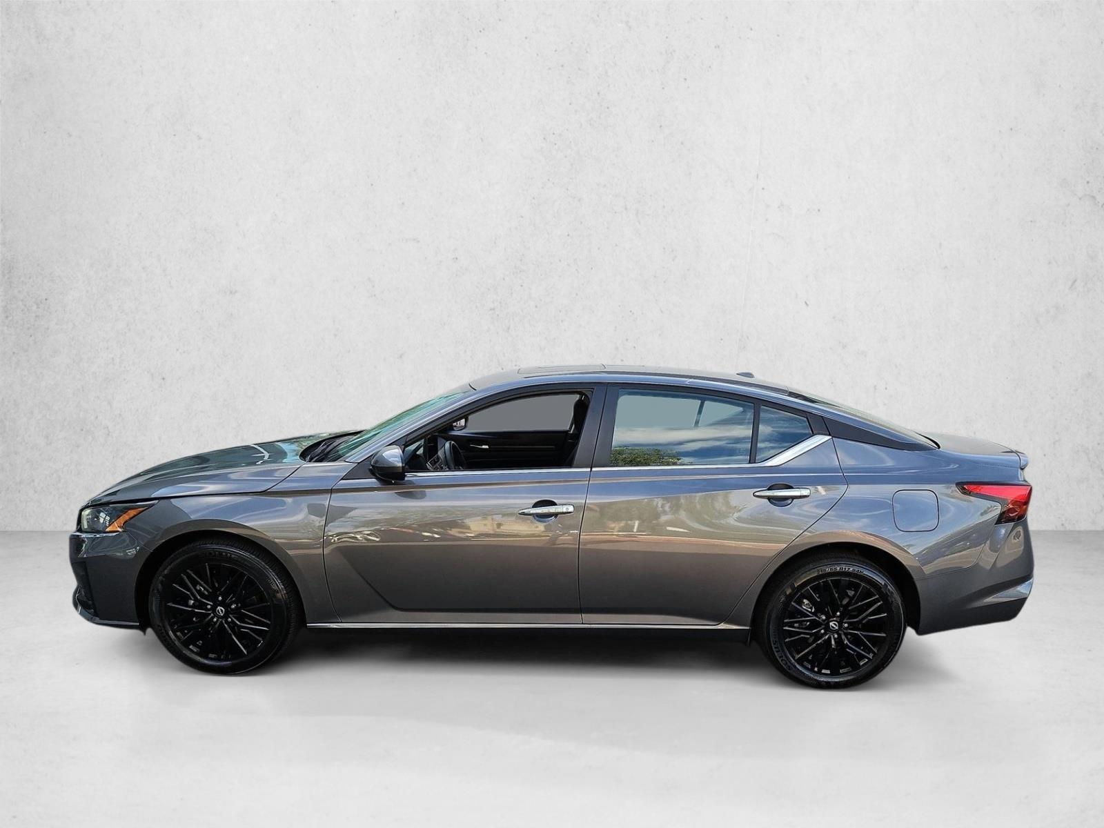 Thumbnail: 2025 Nissan Altima - 2