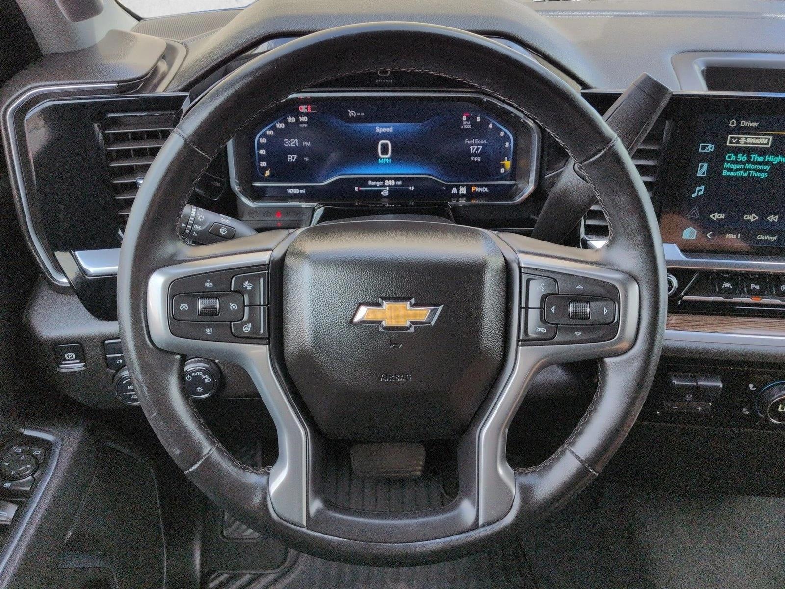 2025 Chevrolet Silverado 1500 LT - Photo 14