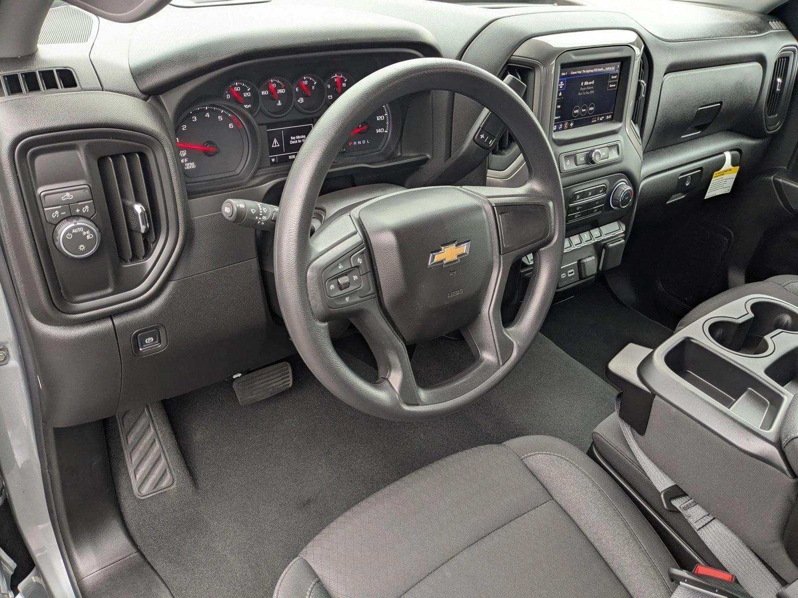 Thumbnail: 2026 Chevrolet Silverado 1500 - 3