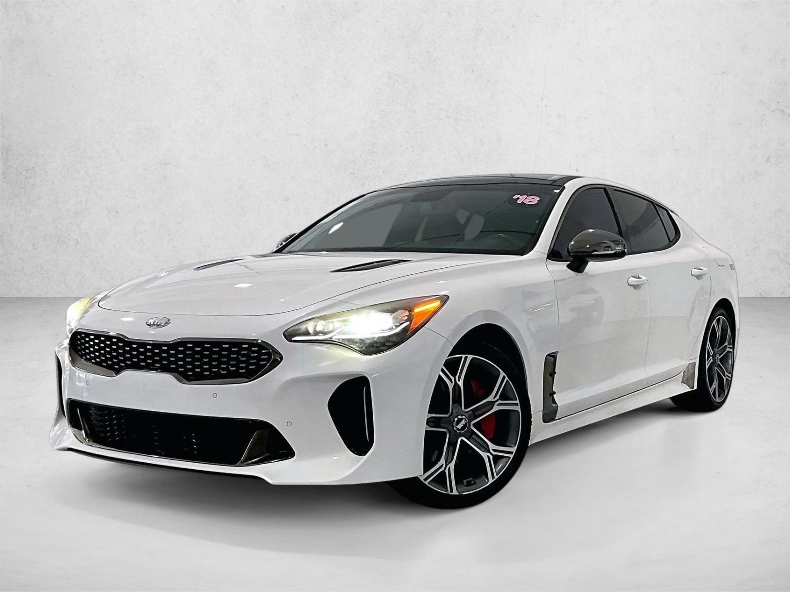 Thumbnail: 2018 Kia Stinger - 1
