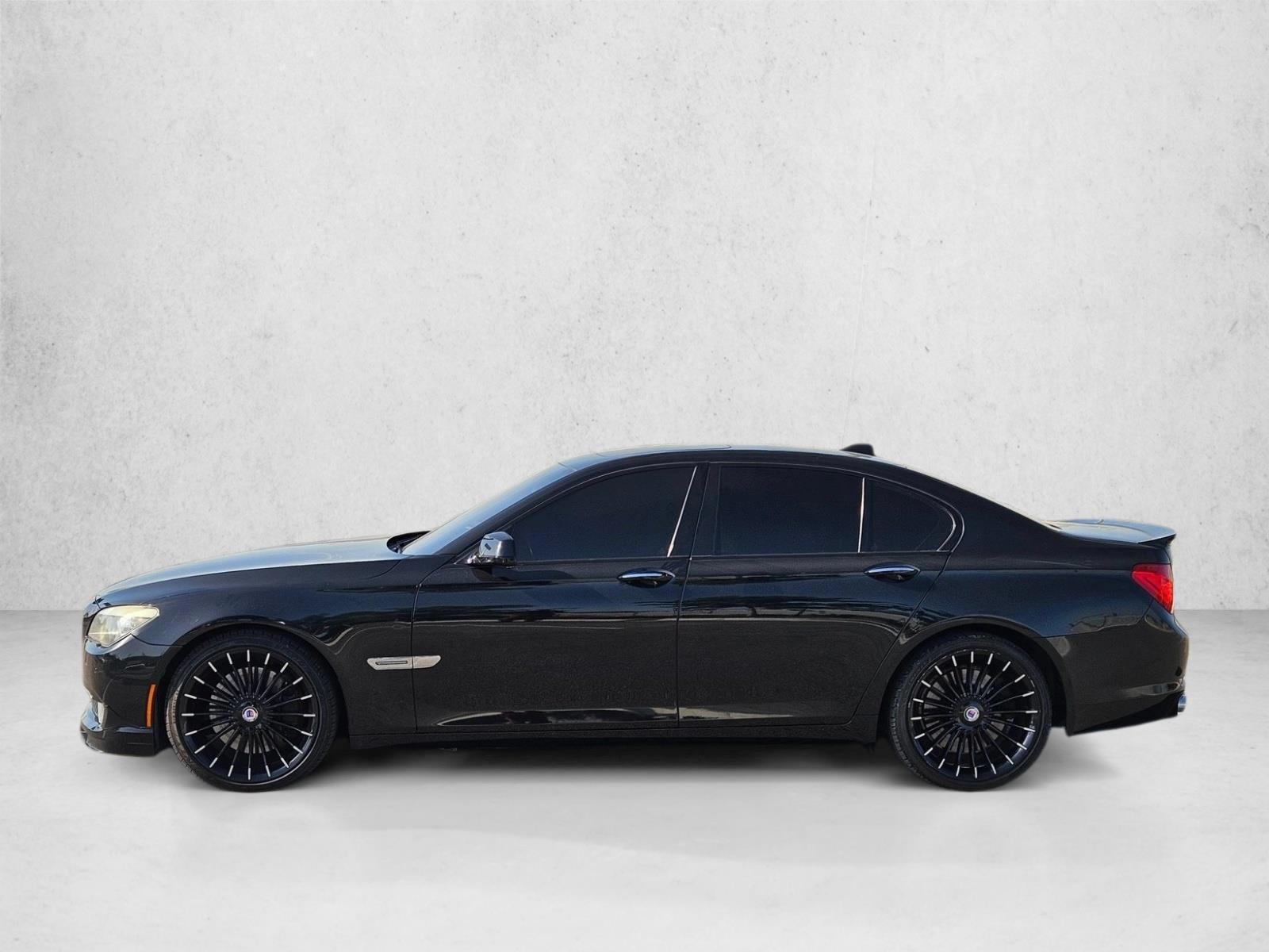 Thumbnail: 2012 BMW 7 Series - 2