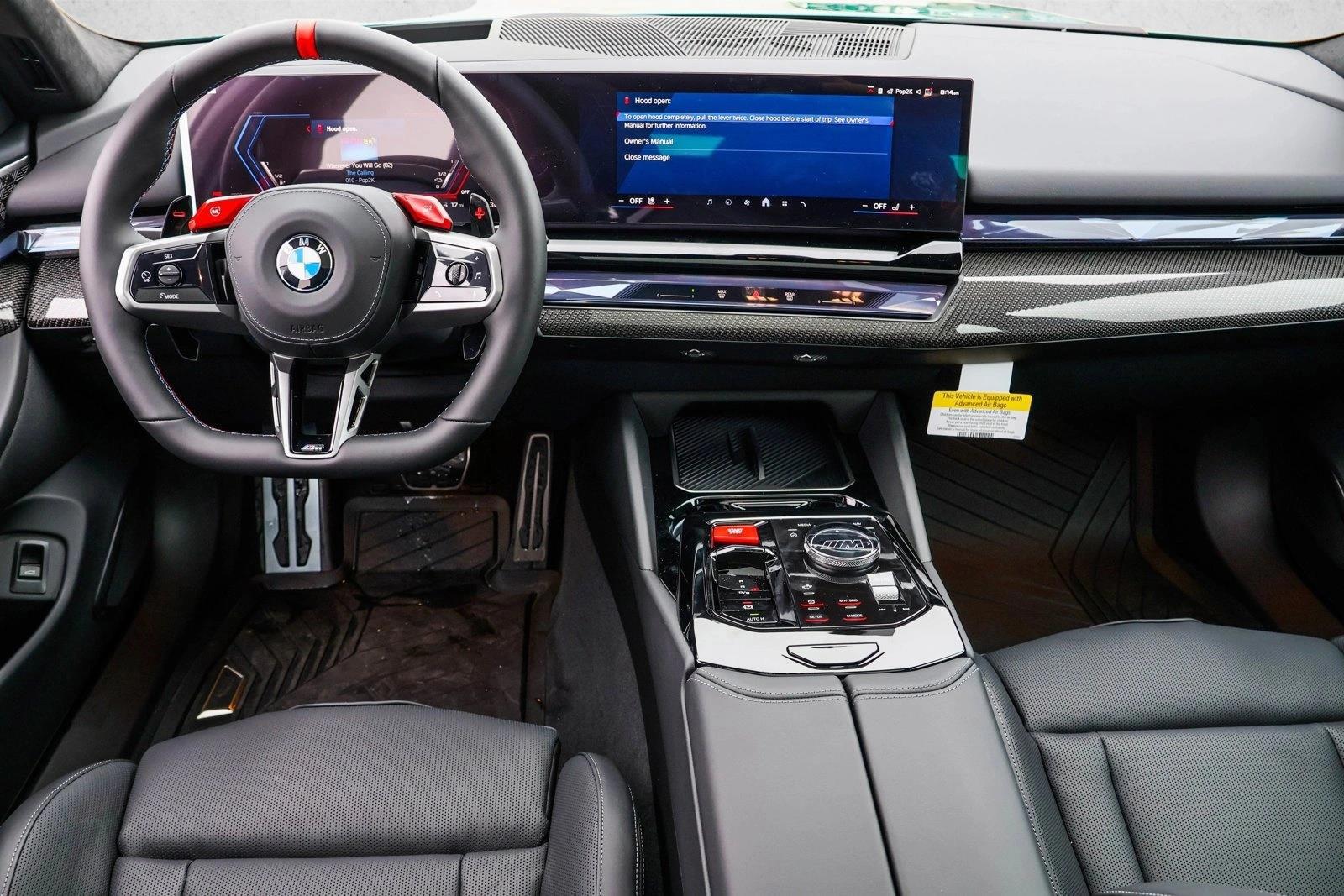 Thumbnail: 2026 BMW M5 - 4