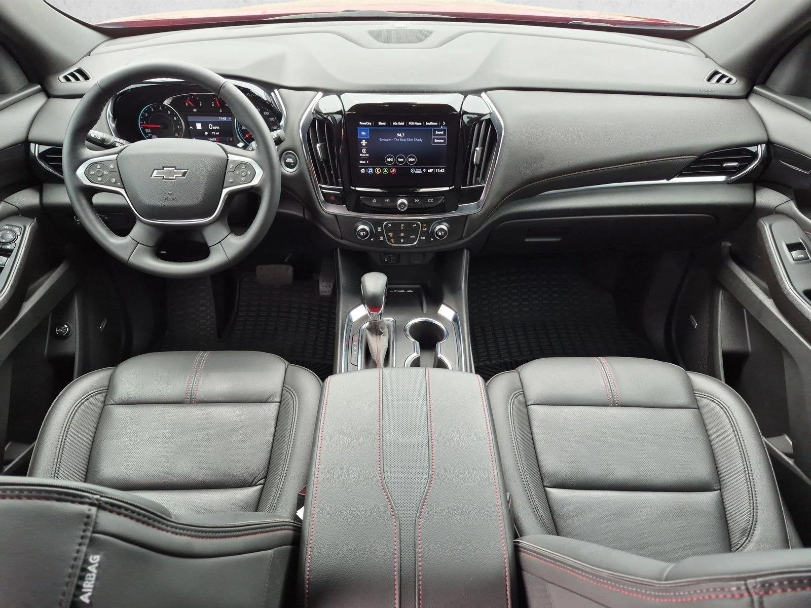 Thumbnail: 2023 Chevrolet Traverse - 4