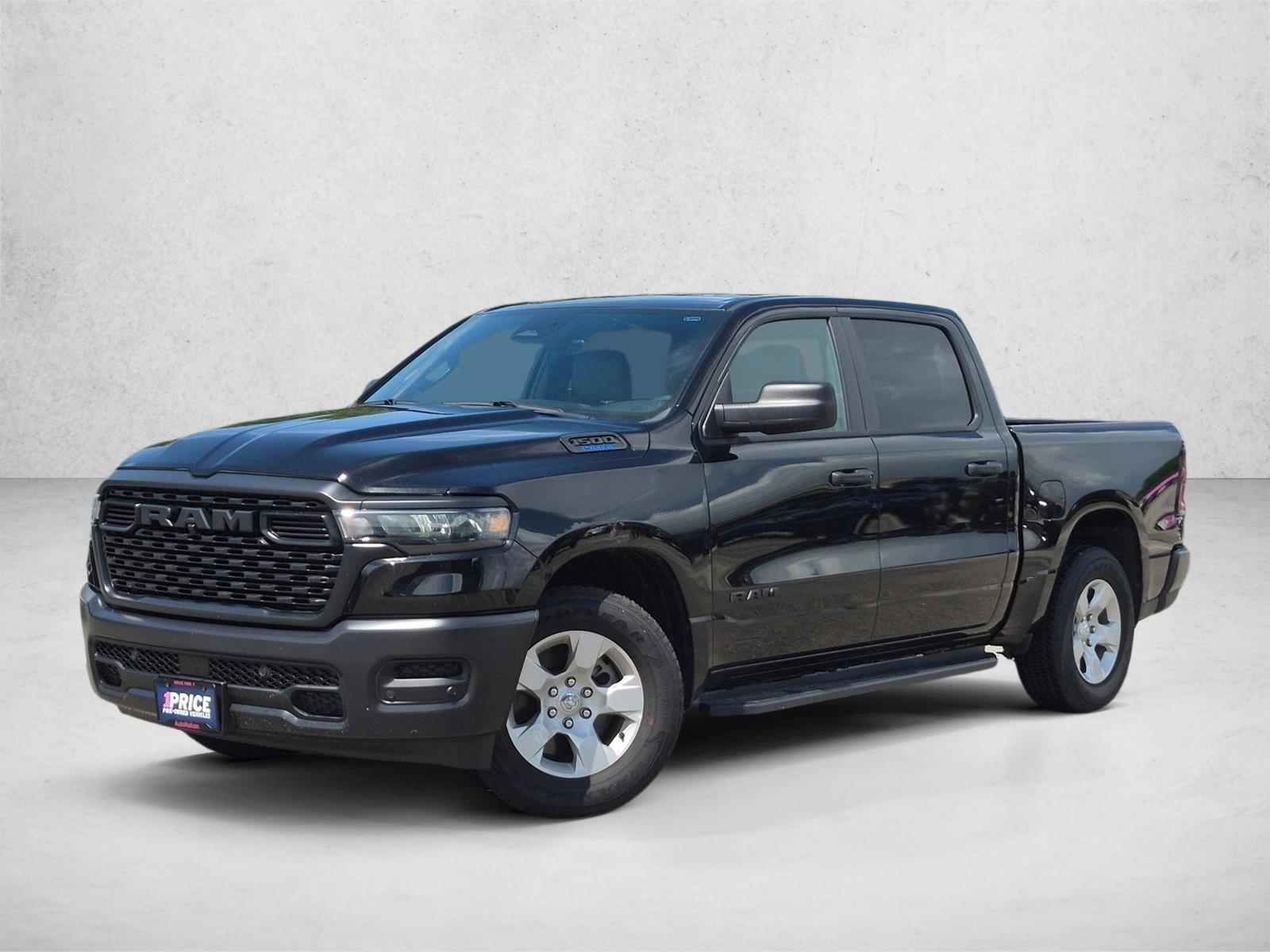2025 RAM 1500 Tradesman Crew Cab 5'7's photo