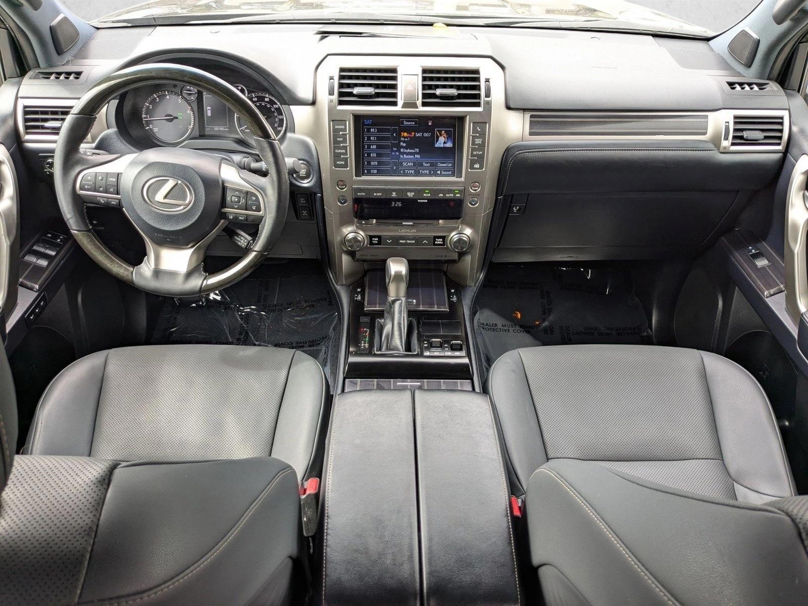 Thumbnail: 2020 Lexus GX - 3