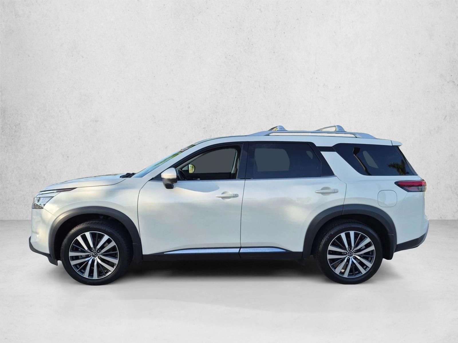 Thumbnail: 2022 Nissan Pathfinder - 2
