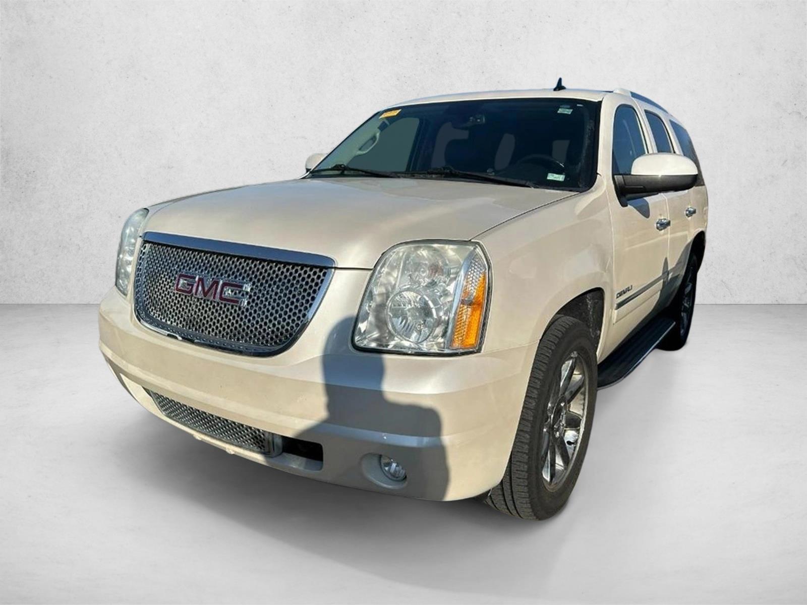 Thumbnail: 2010 GMC Yukon - 2