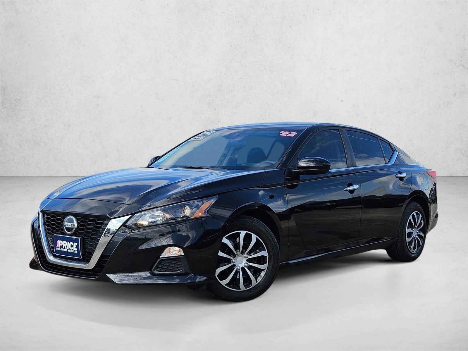 Thumbnail: 2022 Nissan Altima - 1