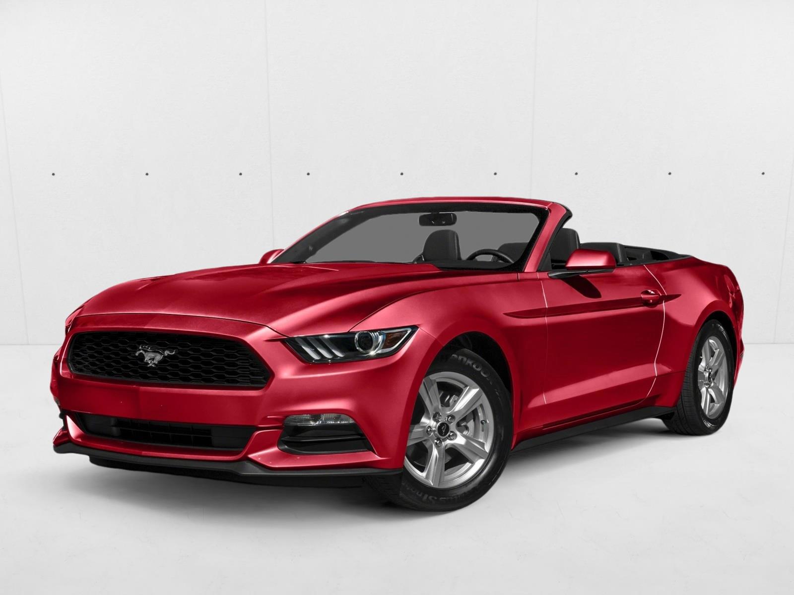 2015 Ford Mustang EcoBoost Convertible Premium's photo