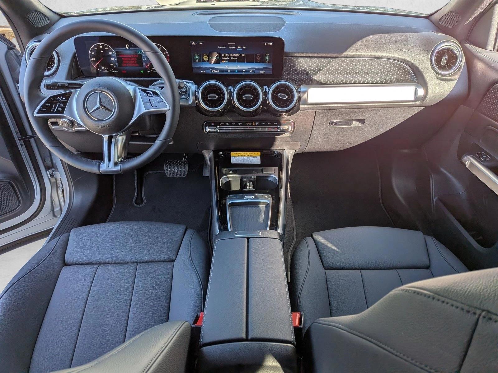 Thumbnail: 2026 Mercedes-Benz GLB - 3