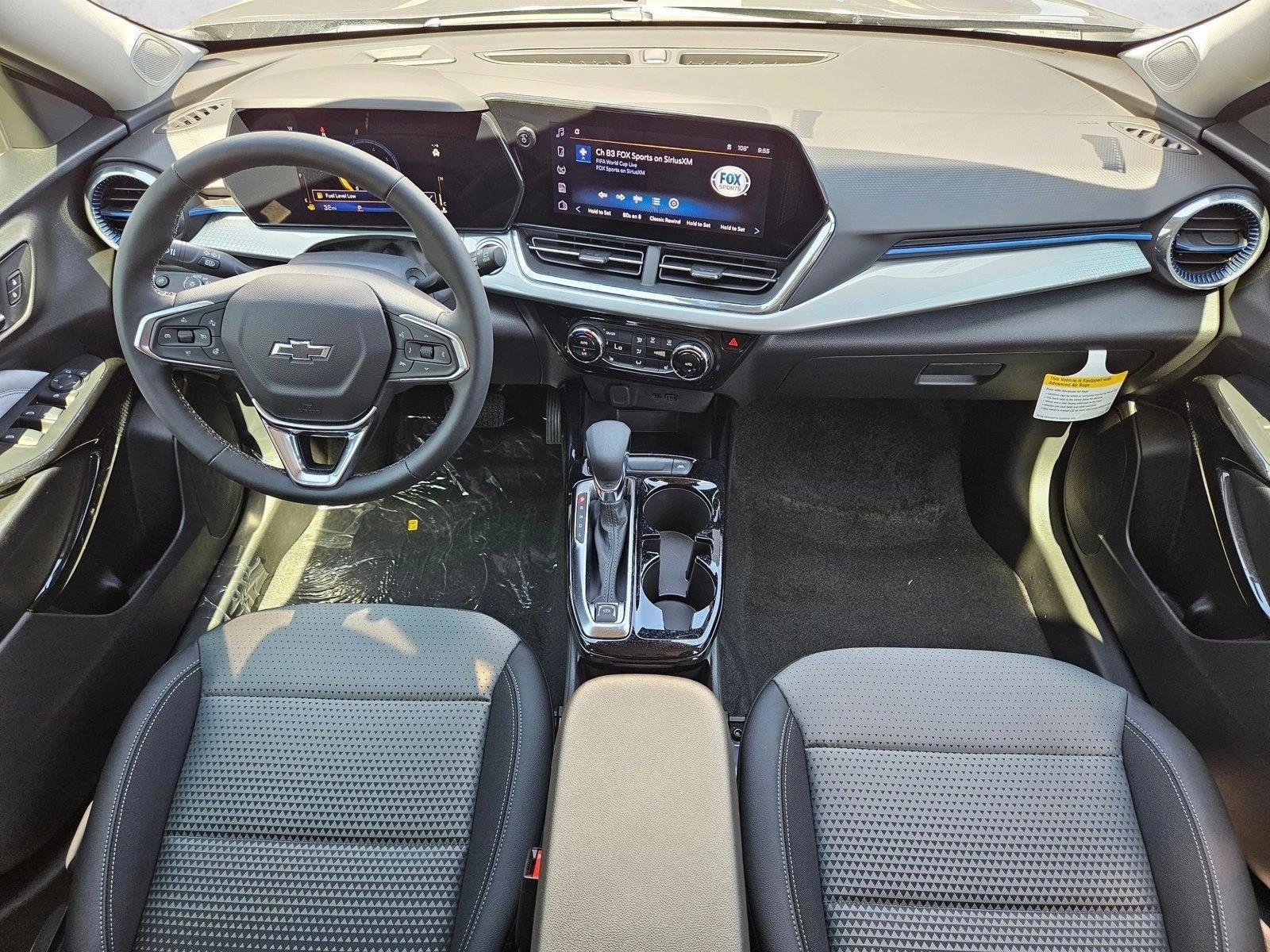 Thumbnail: 2026 Chevrolet Trax - 3