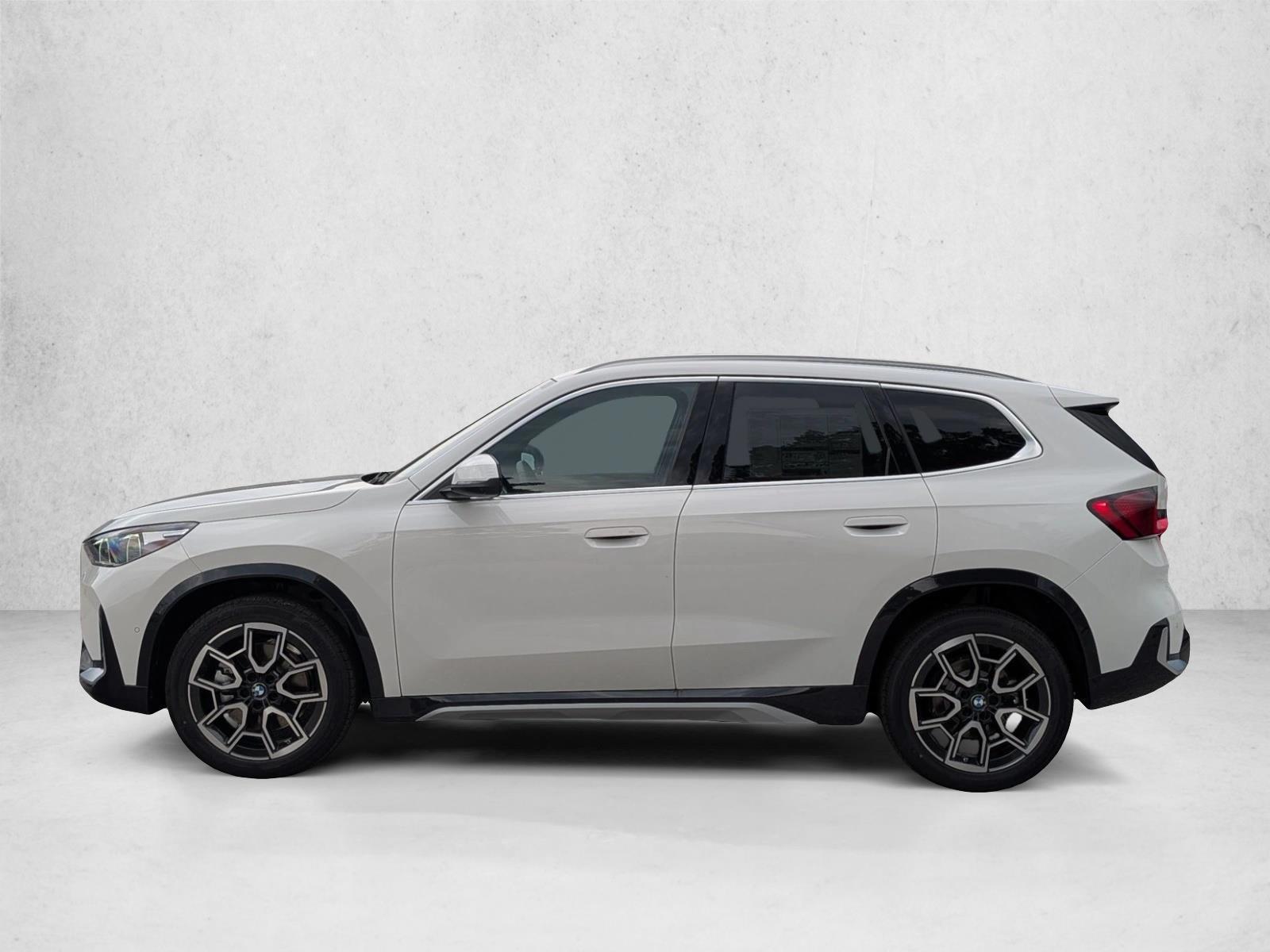 Thumbnail: 2026 BMW X1 - 2