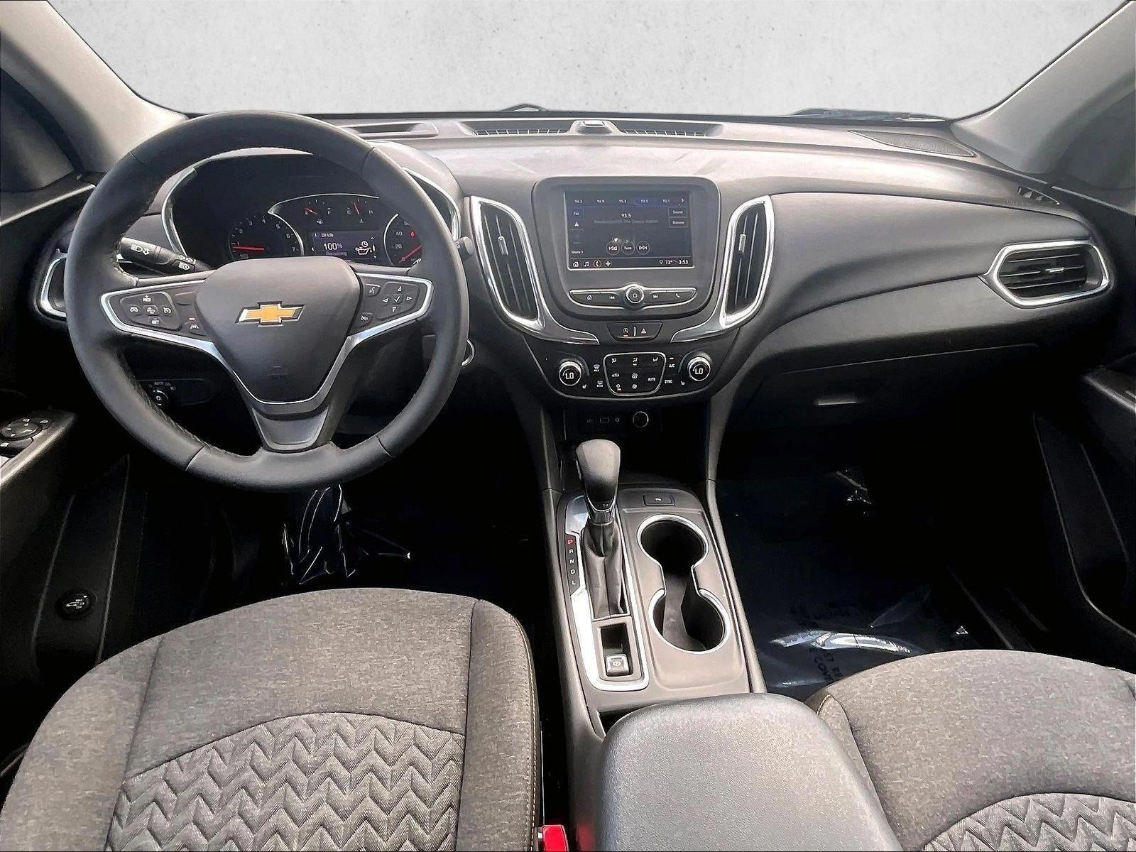 Thumbnail: 2023 Chevrolet Equinox - 4