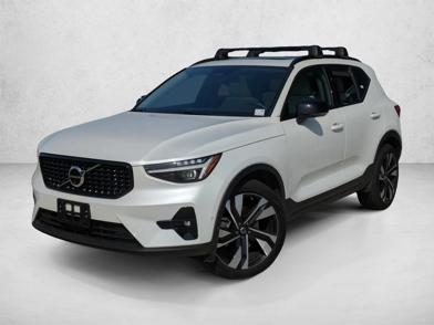 2026 Volvo XC40