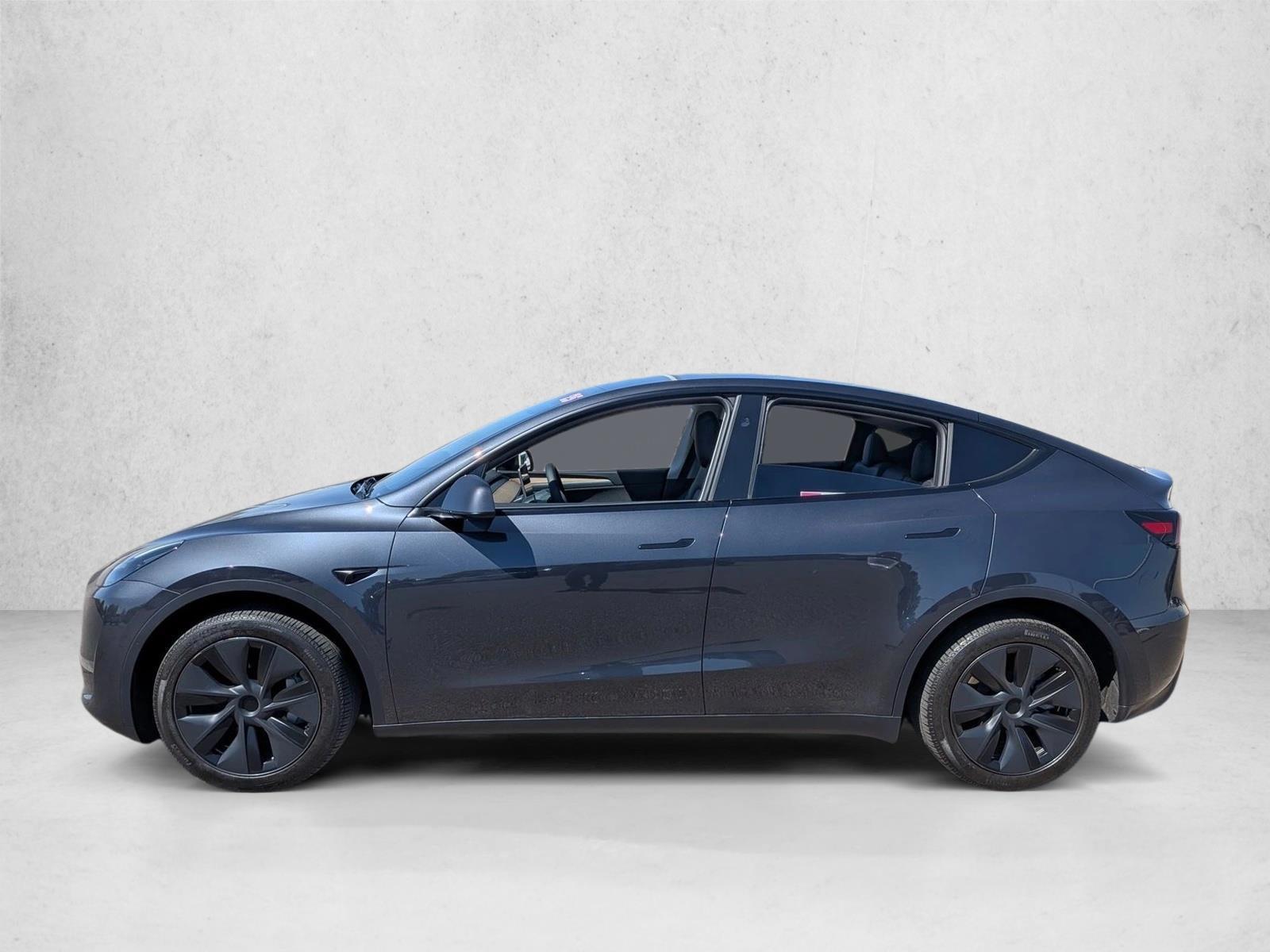 Thumbnail: 2025 Tesla Model Y - 2
