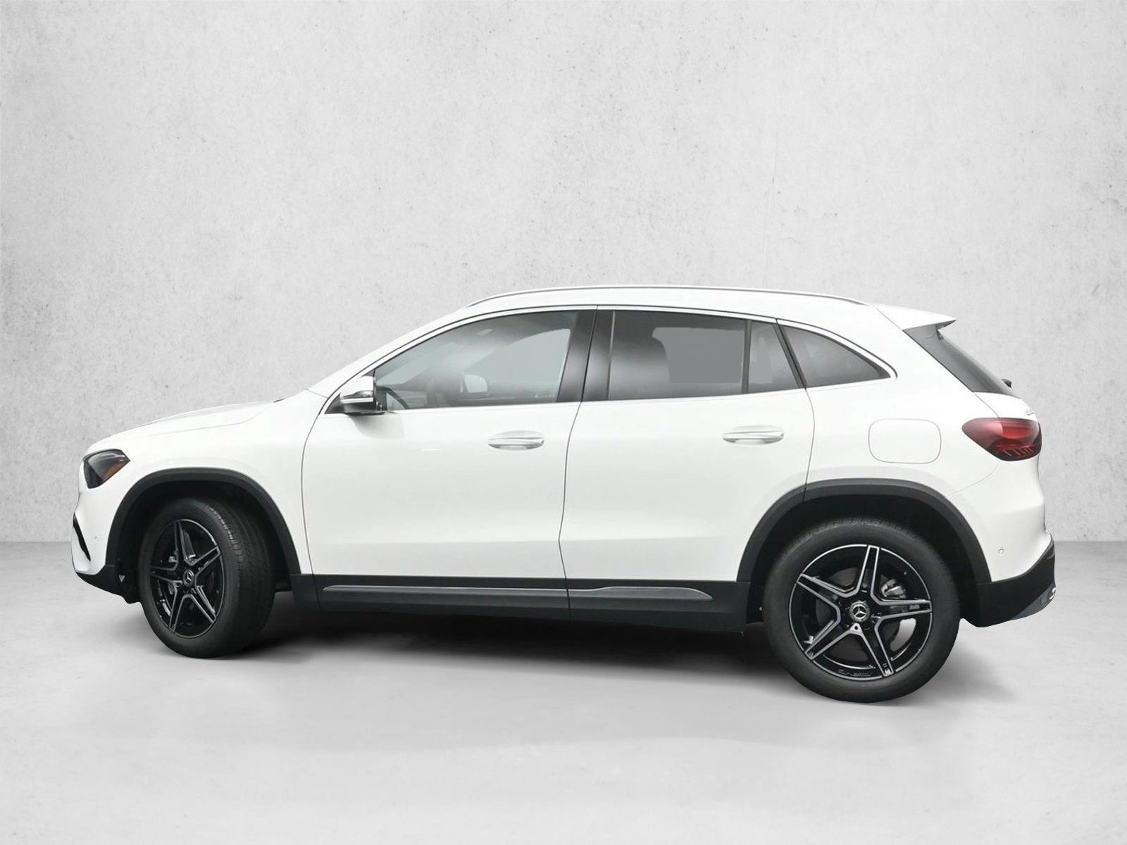 Thumbnail: 2026 Mercedes-Benz GLA - 2