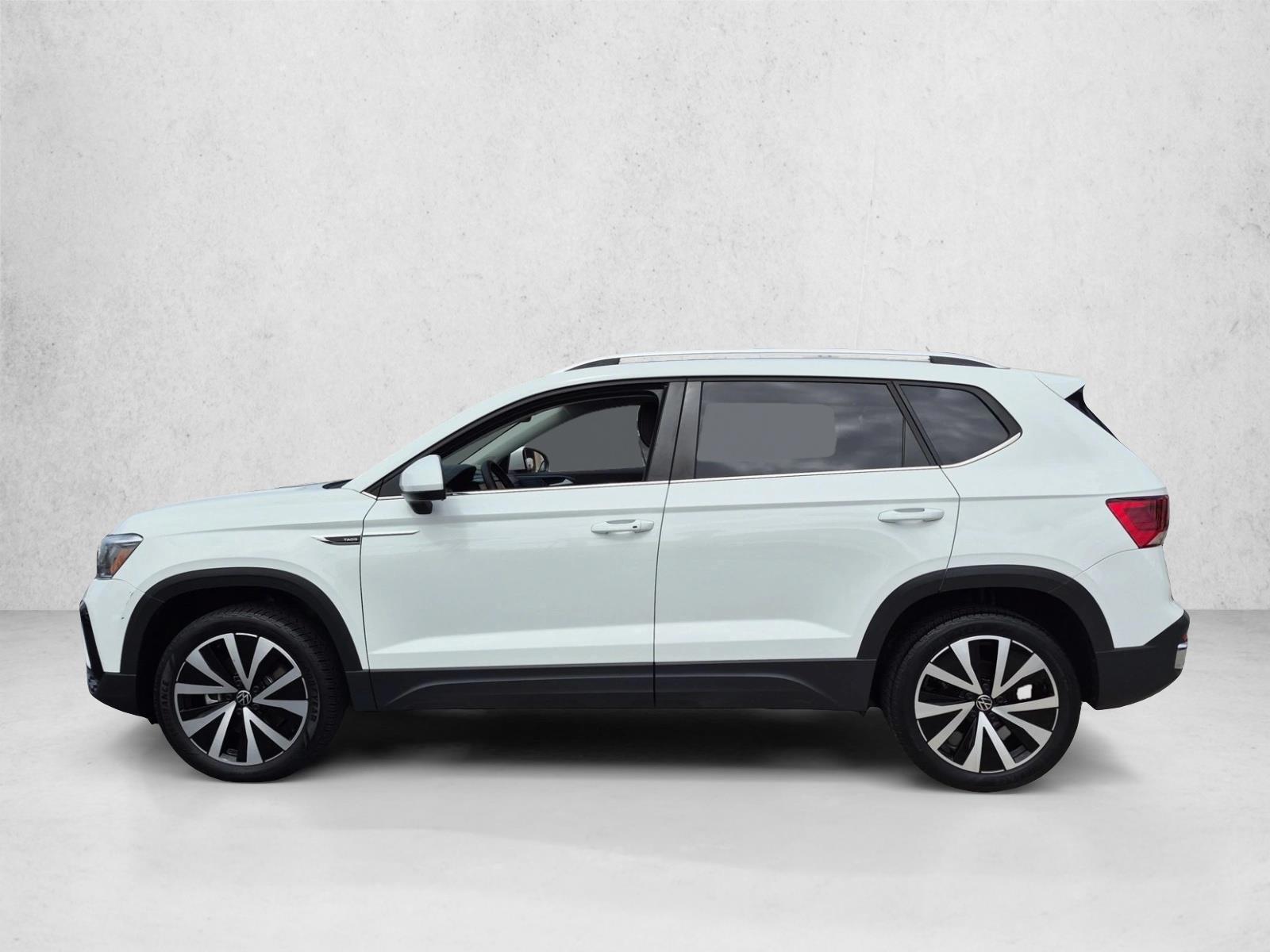 Thumbnail: 2024 Volkswagen Taos - 2