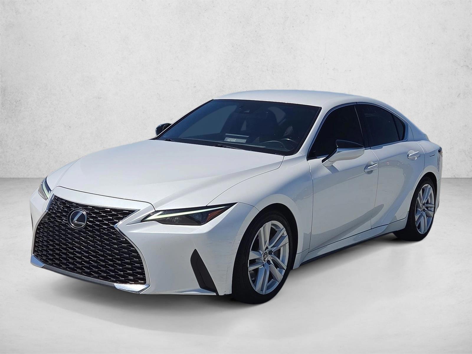 2021 Lexus IS