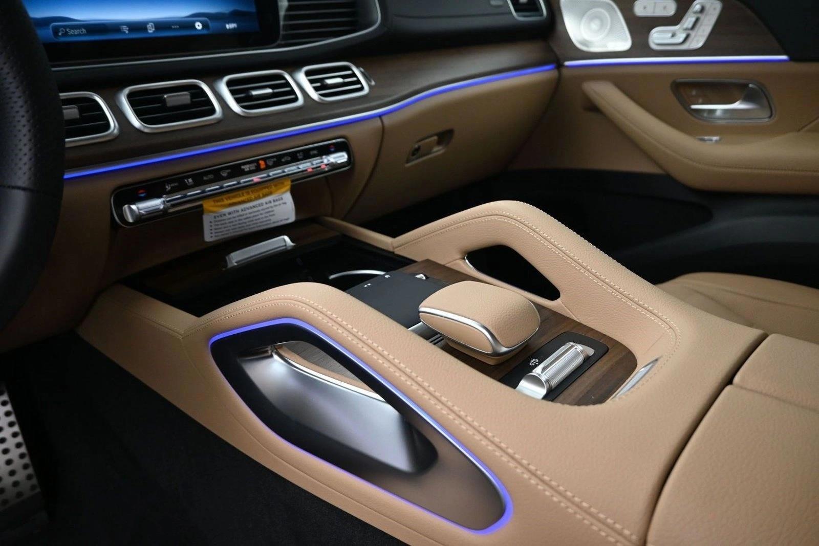 Thumbnail: 2026 Mercedes-Benz GLS - 4