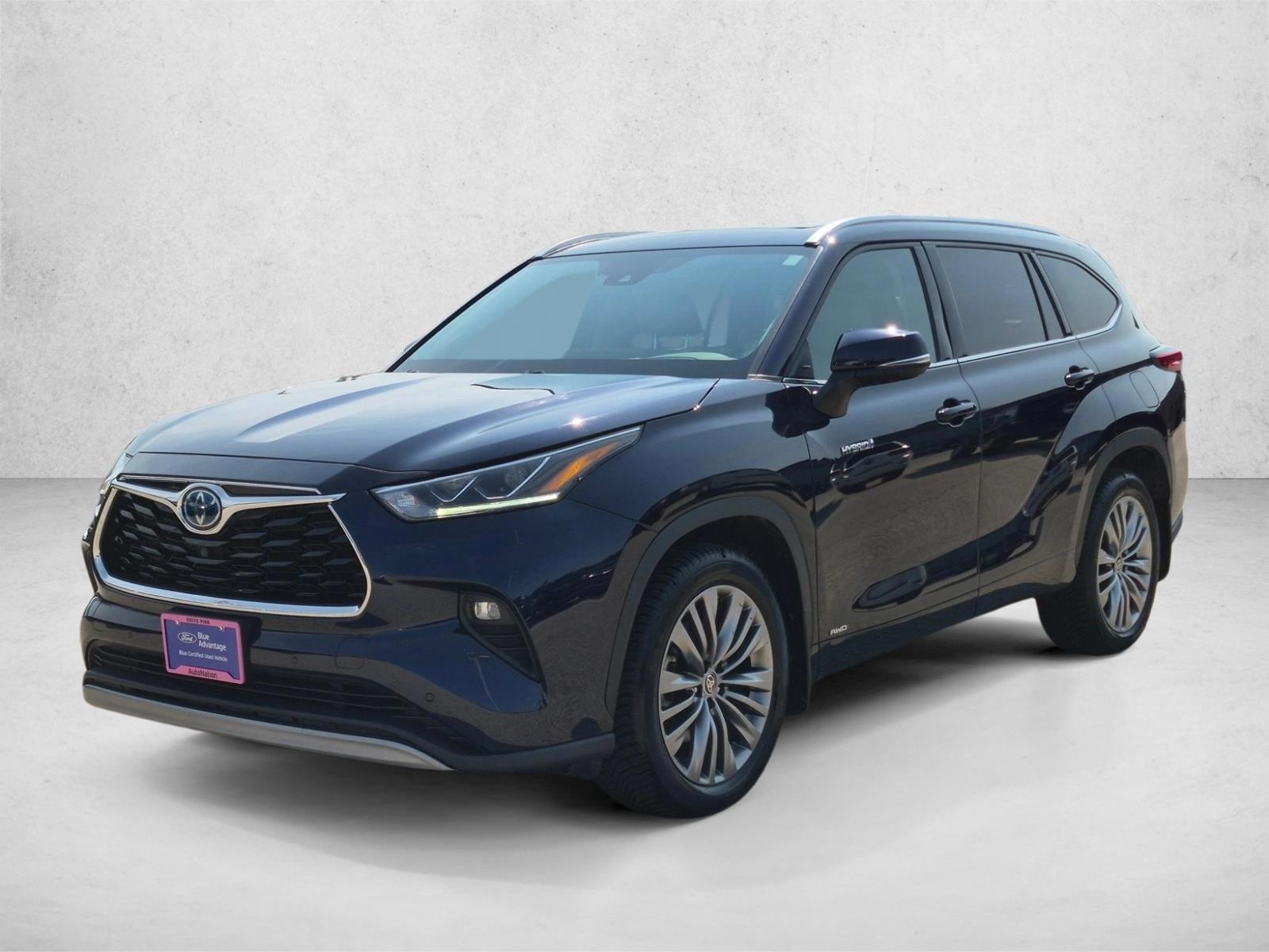 Thumbnail: 2021 Toyota Highlander - 1