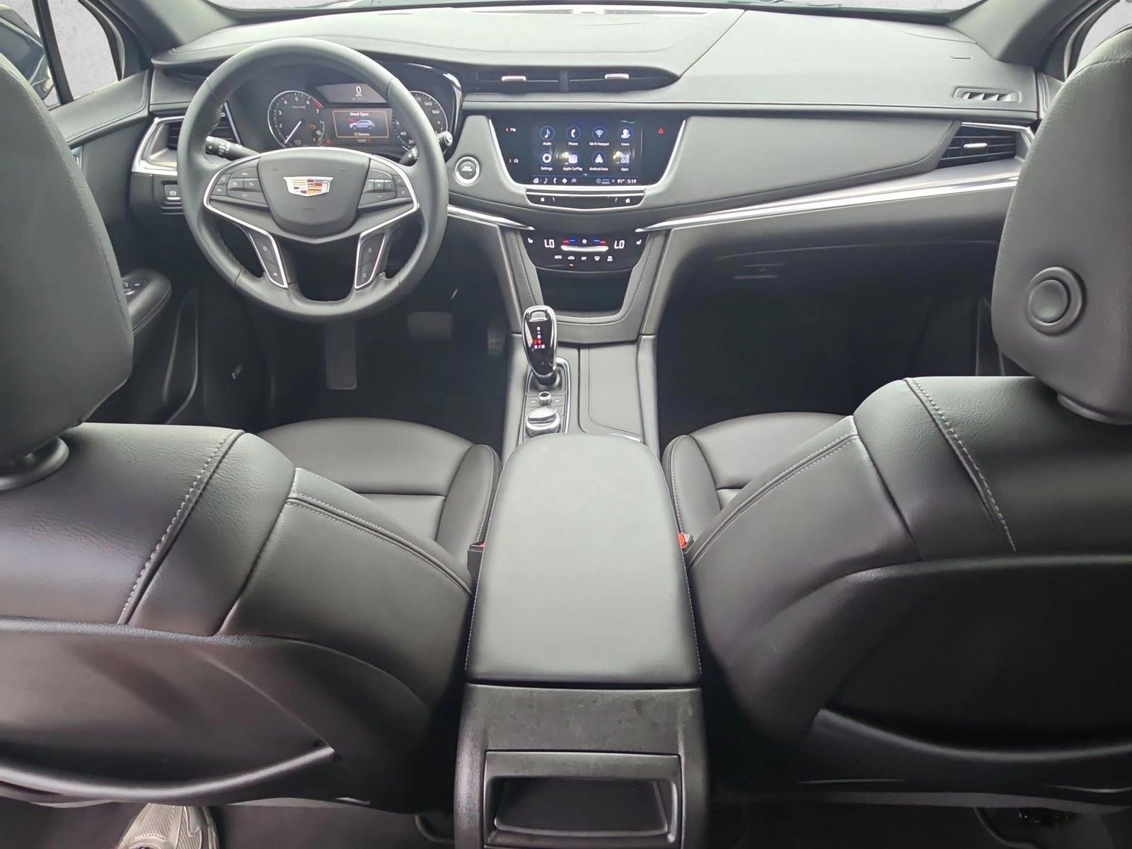 Thumbnail: 2025 Cadillac XT5 - 3
