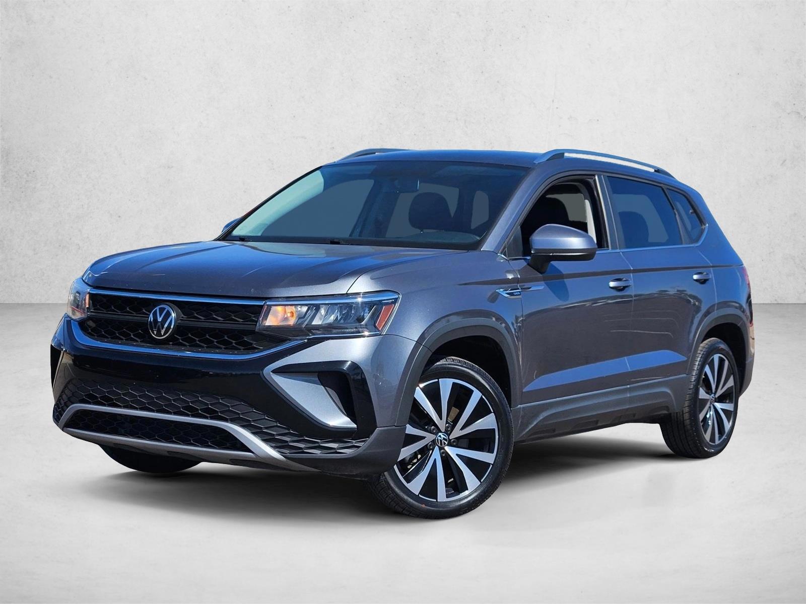 Thumbnail: 2022 Volkswagen Taos - 1