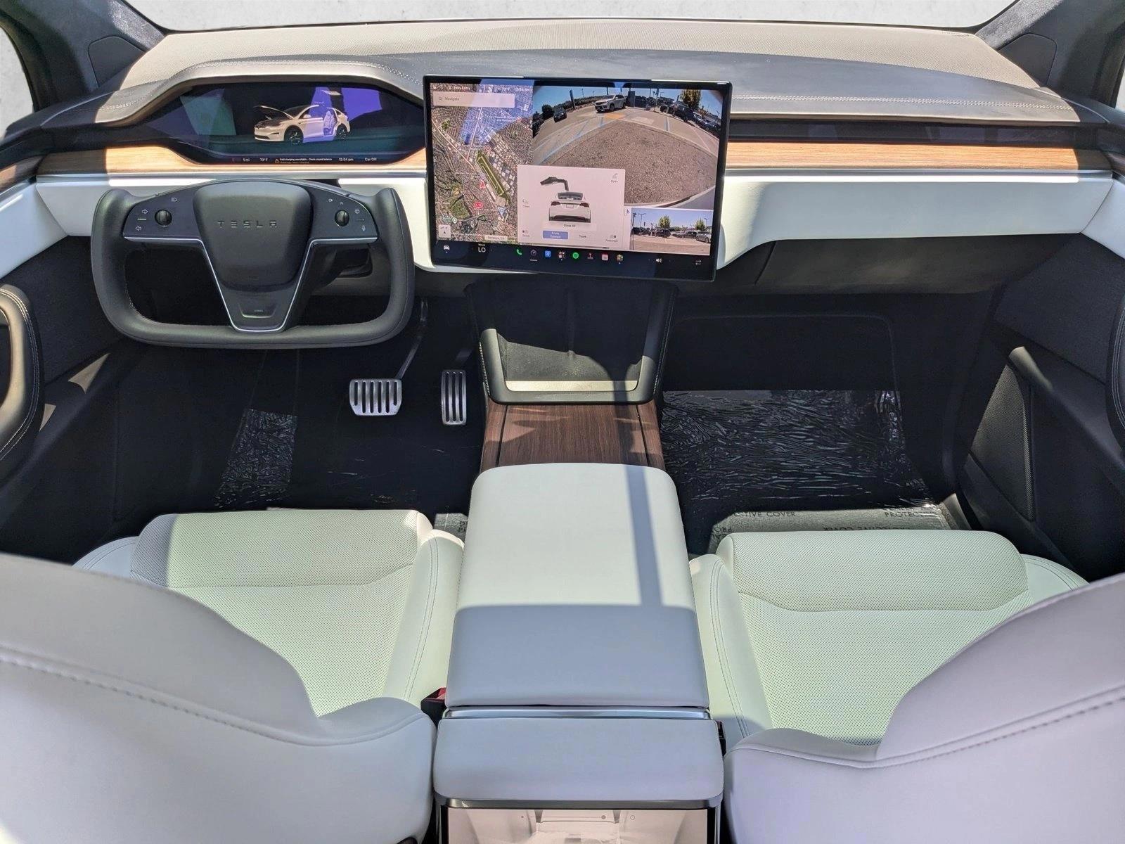 Thumbnail: 2023 Tesla Model X - 3