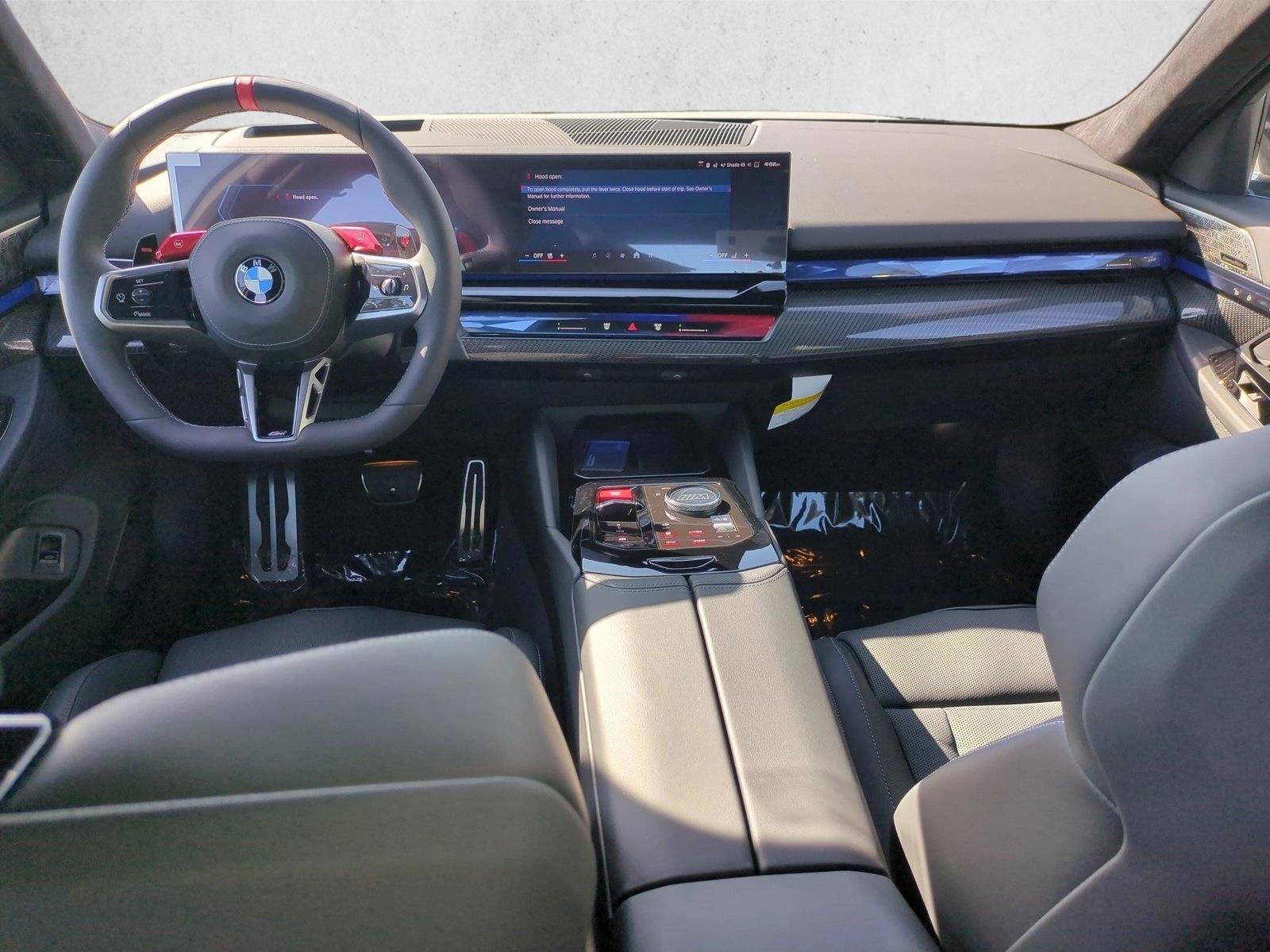 Thumbnail: 2026 BMW M5 - 4
