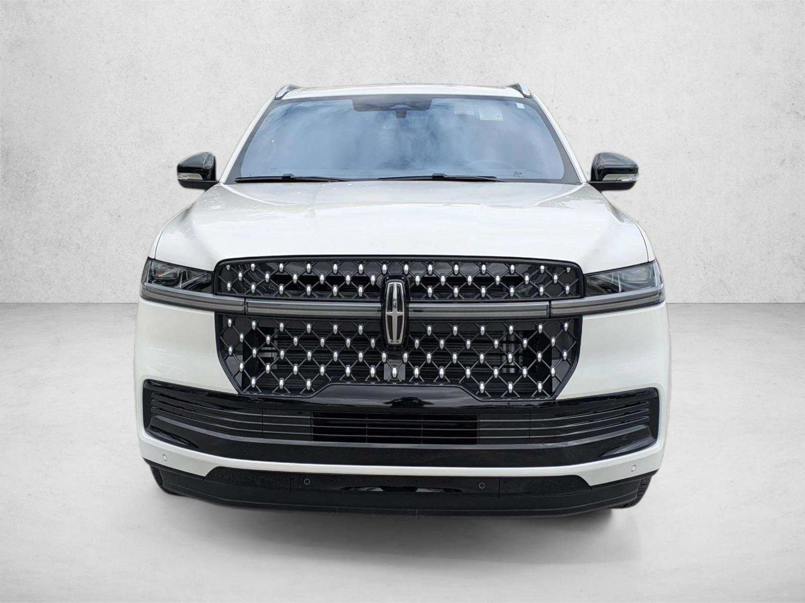 2025 Lincoln Navigator