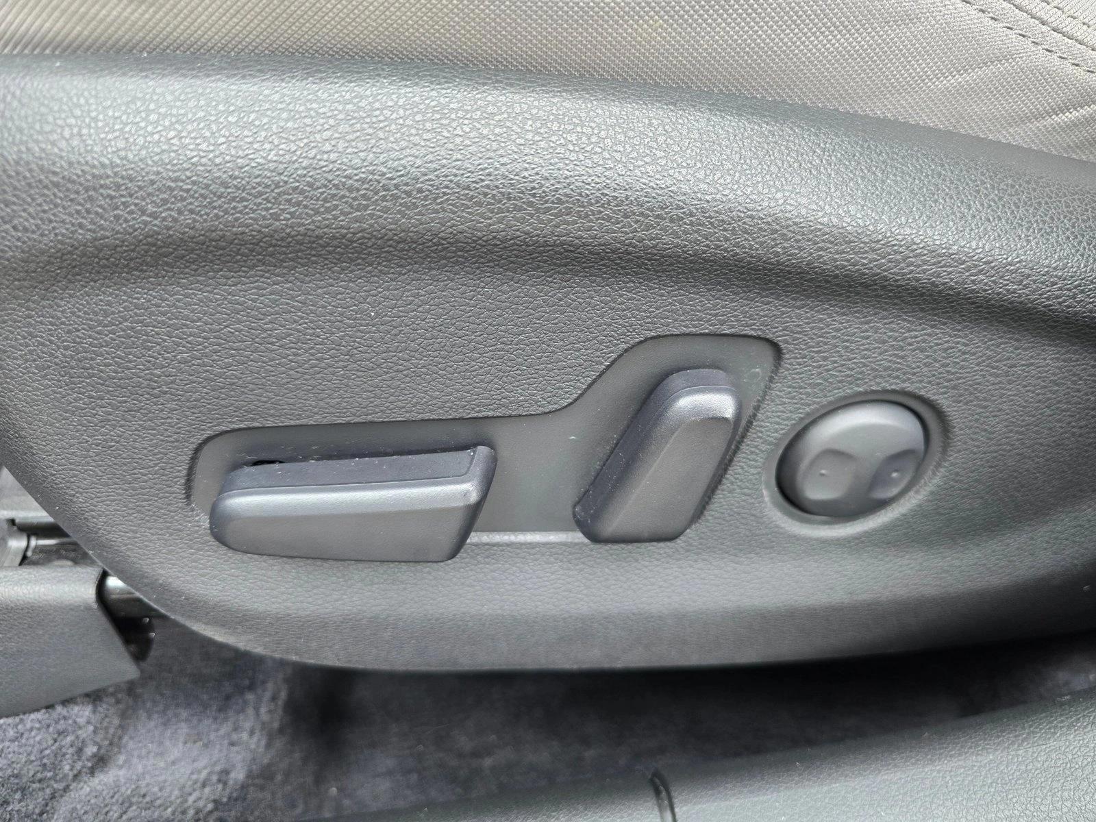Thumbnail: 2017 Hyundai Tucson - 4