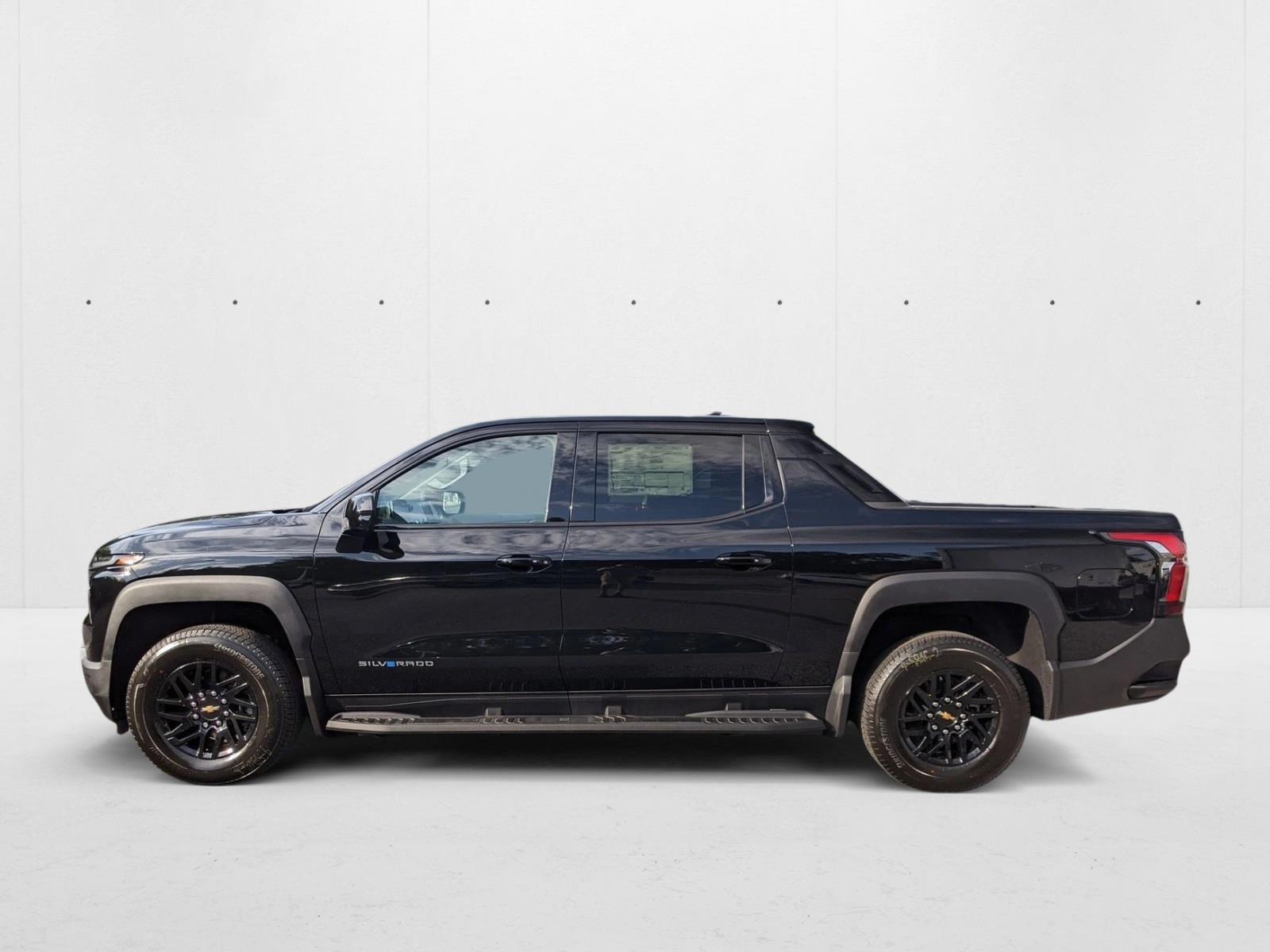 Thumbnail: 2026 Chevrolet Silverado EV - 2