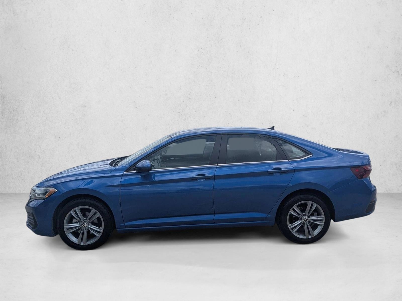 Thumbnail: 2024 Volkswagen Jetta - 2