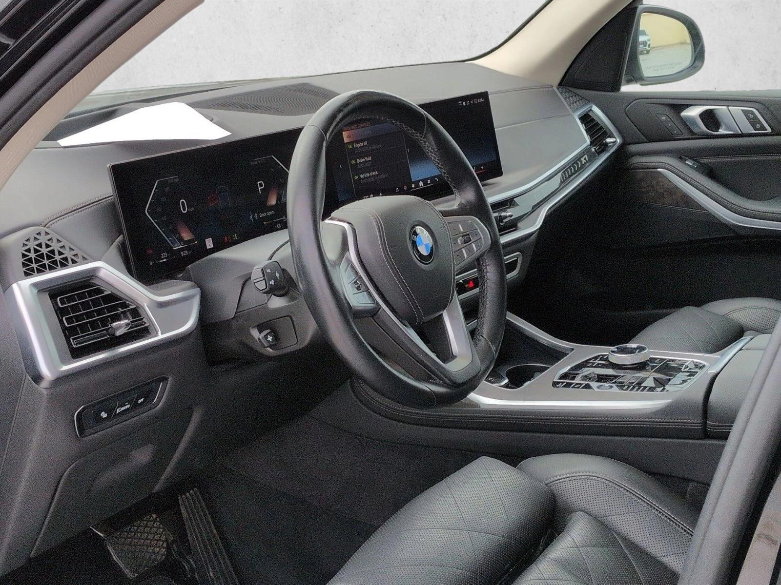 Thumbnail: 2024 BMW X7 - 3