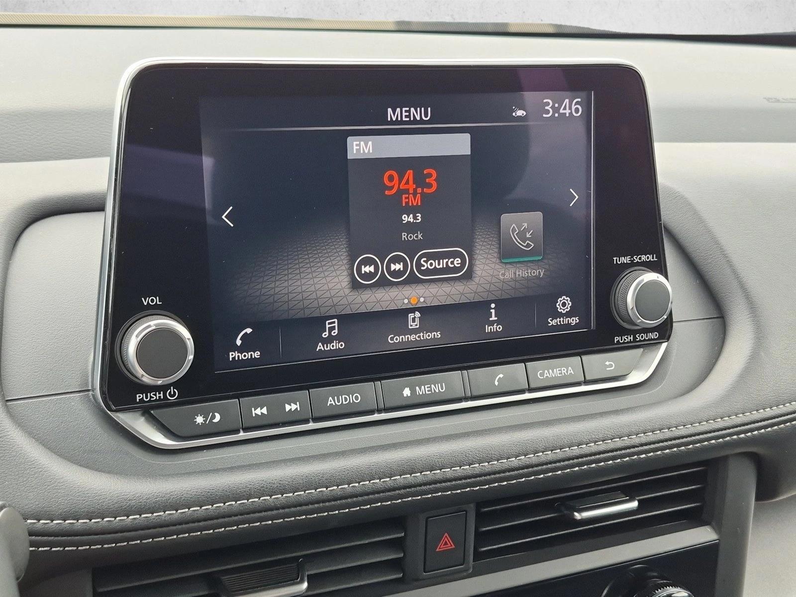 2025 Nissan Rogue SV - Photo 13